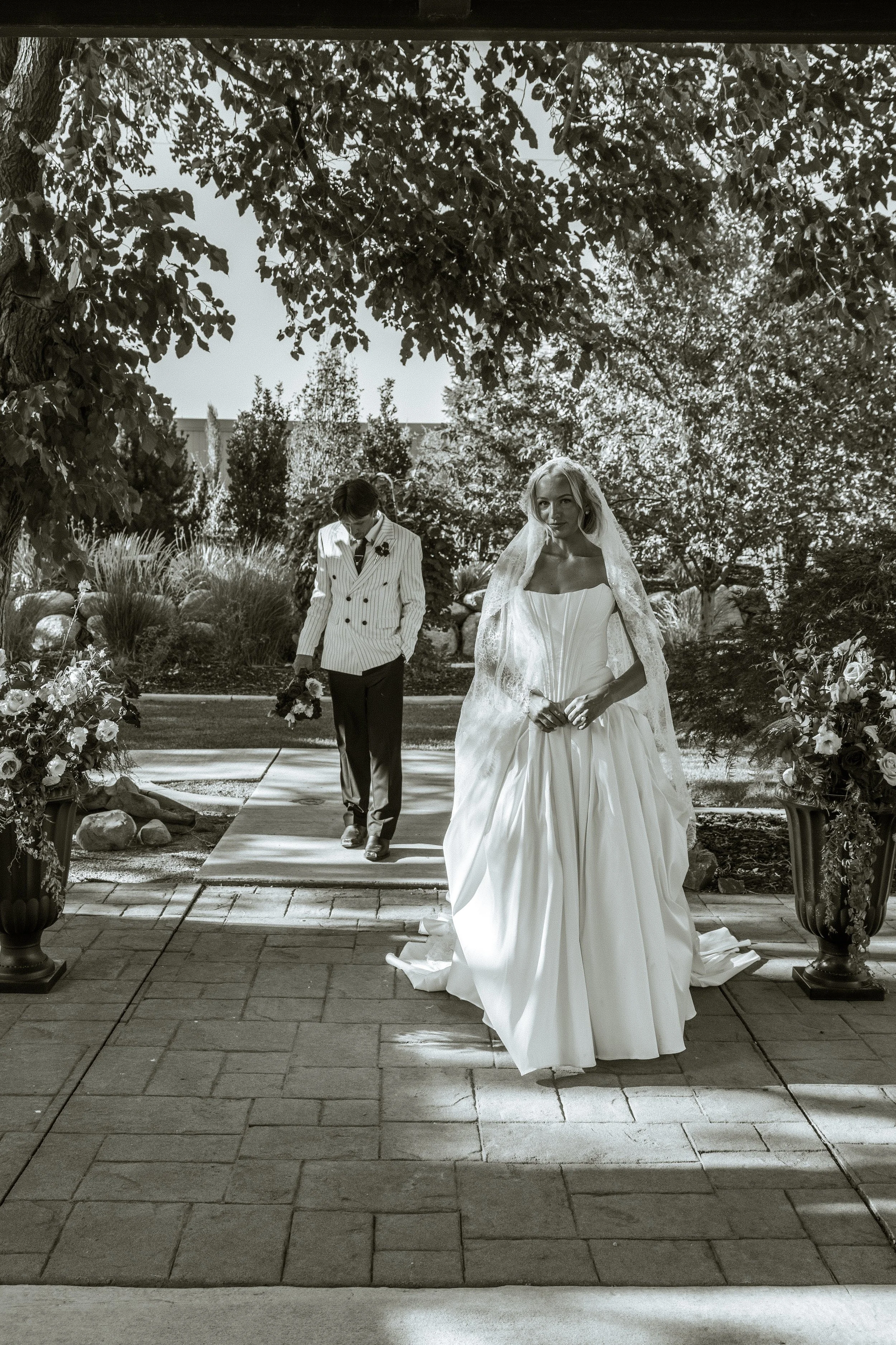 Photo: Landon Swenson;
Custom modular veil with blusher layer for Gracie