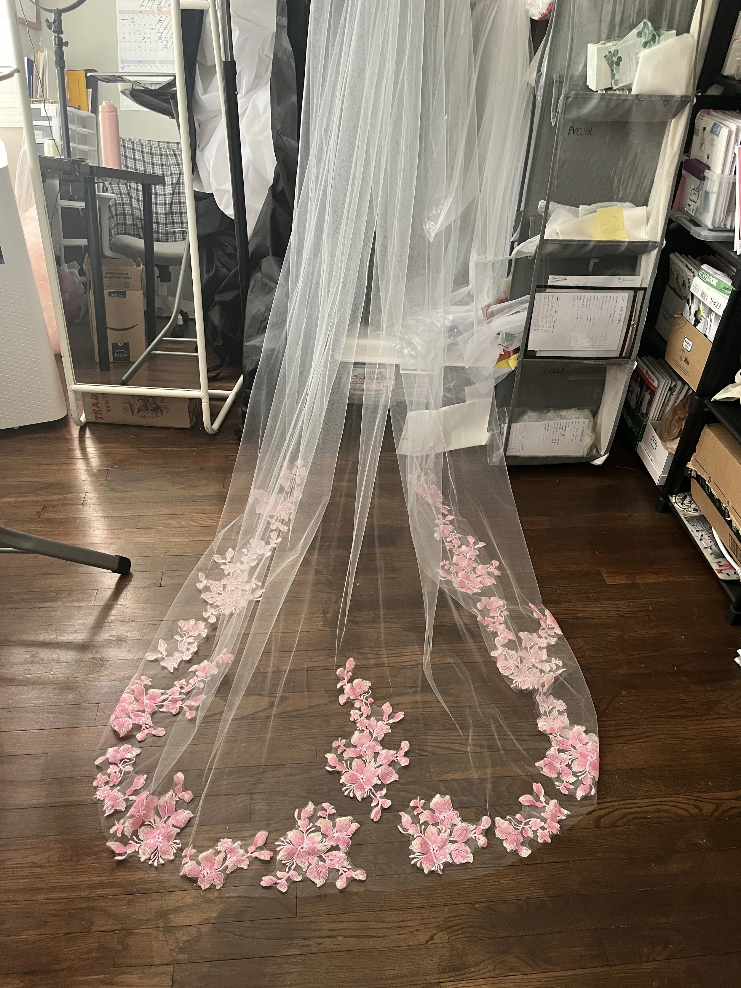 Custom veil