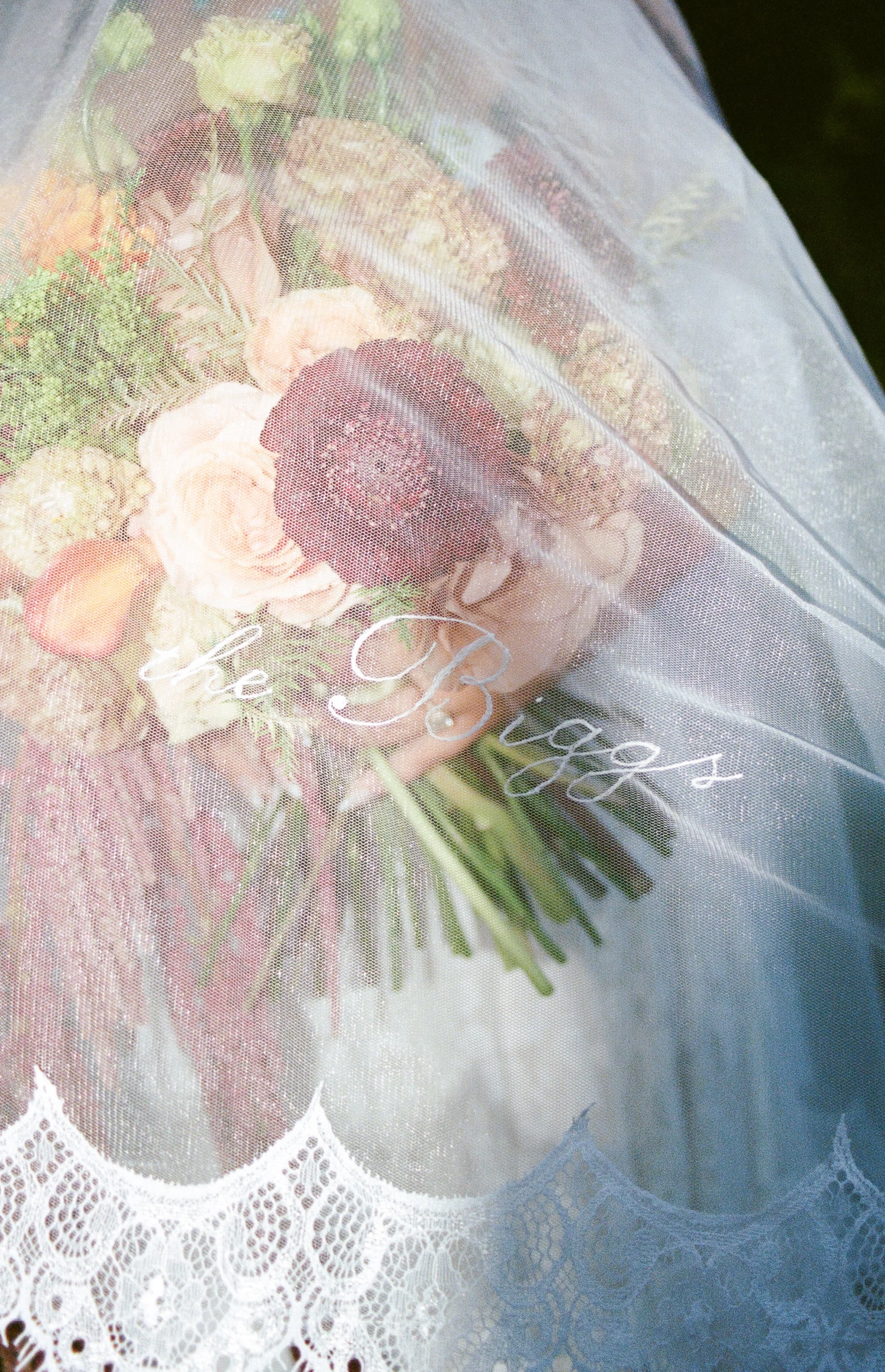 Photo: @madilynkfilm
Custom Drape Veil for Holly