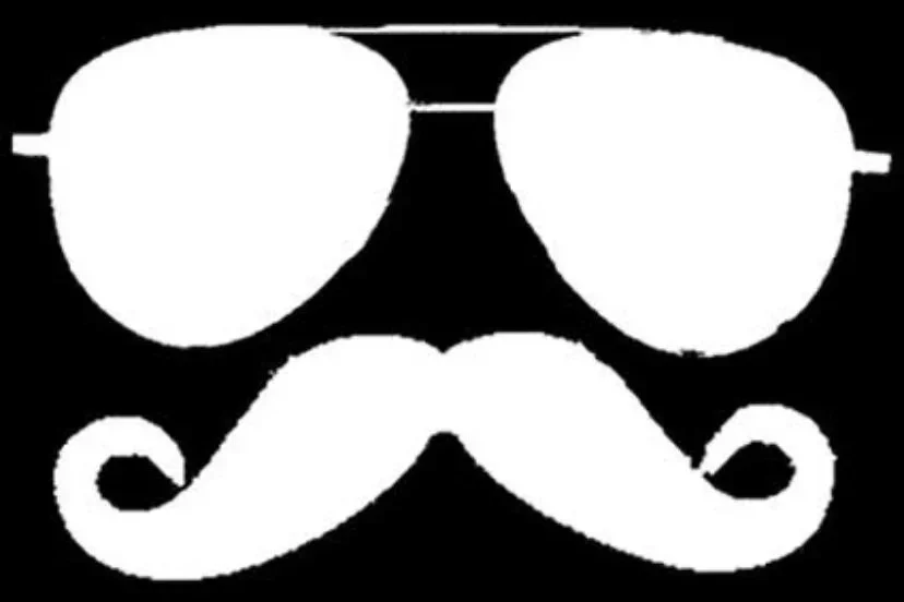 Tres Moustache