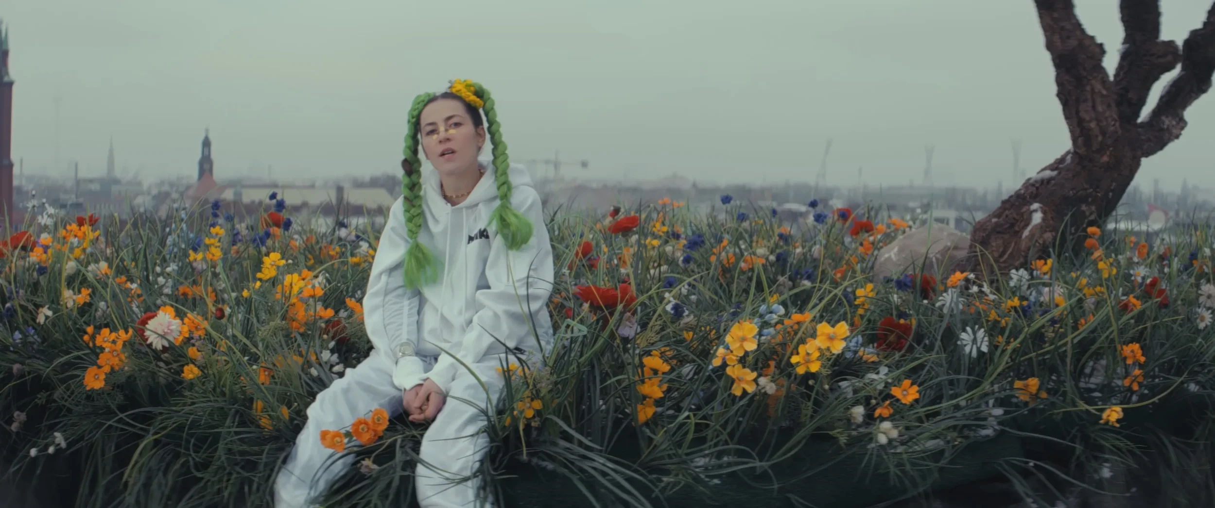 CASPER - MIESES LEBEN   WOLKEN - FEAT. HAIYTI _1.1.1_1.1.1.webp