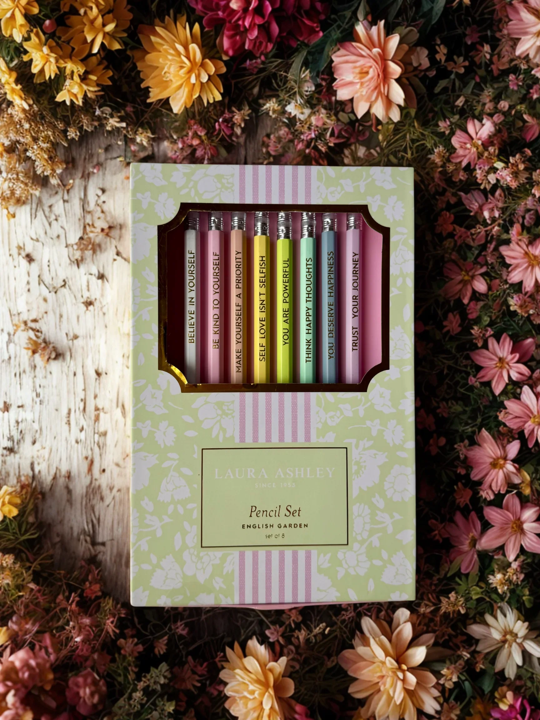 Pencil Set English Garden Set of 8