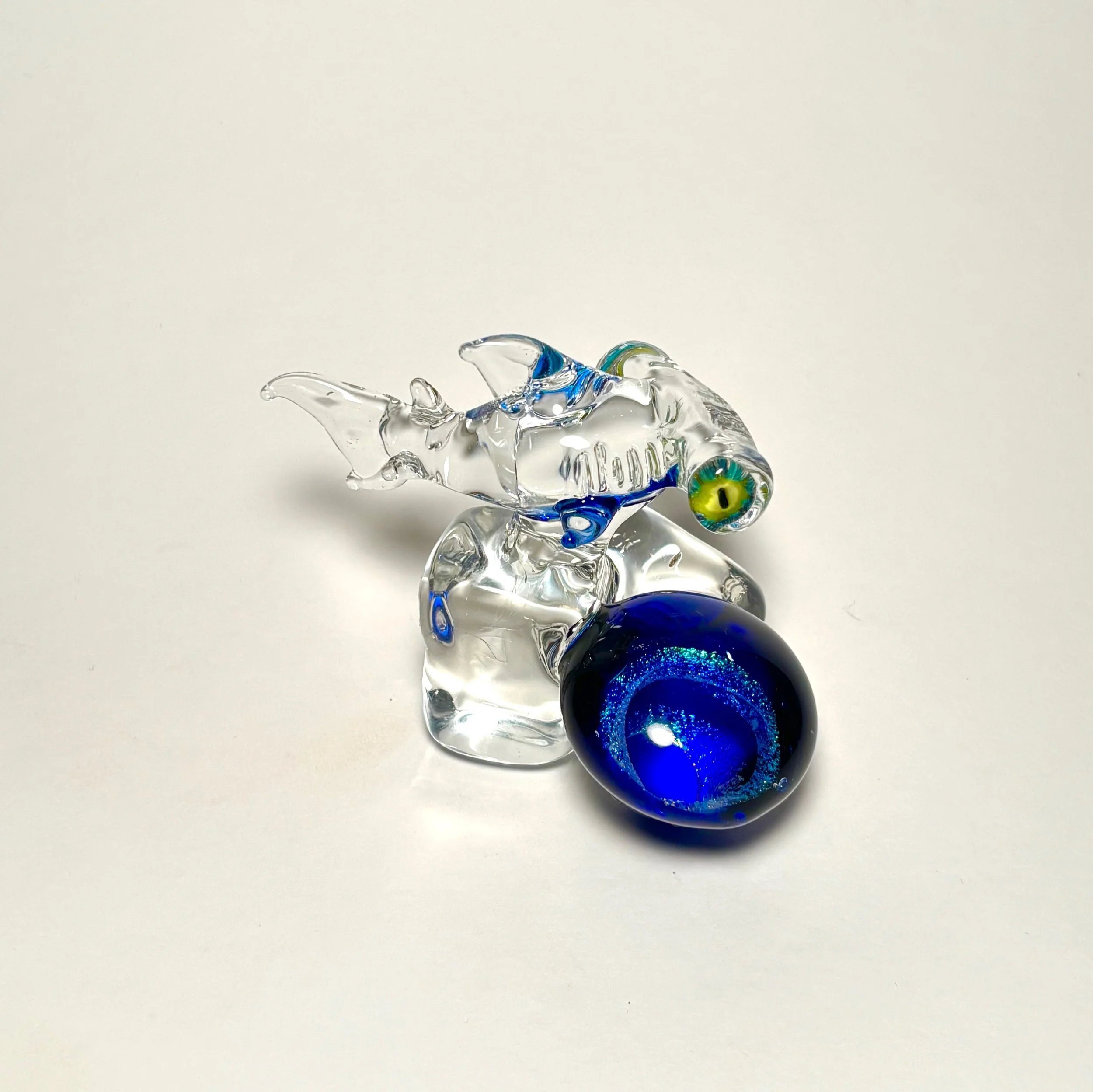 Hammer head reef shark