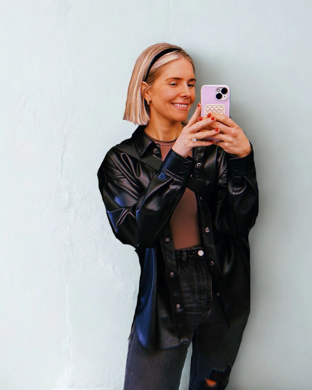 What It’s Actually Like Hiring a Social Media Manager in Red Deer, Alberta