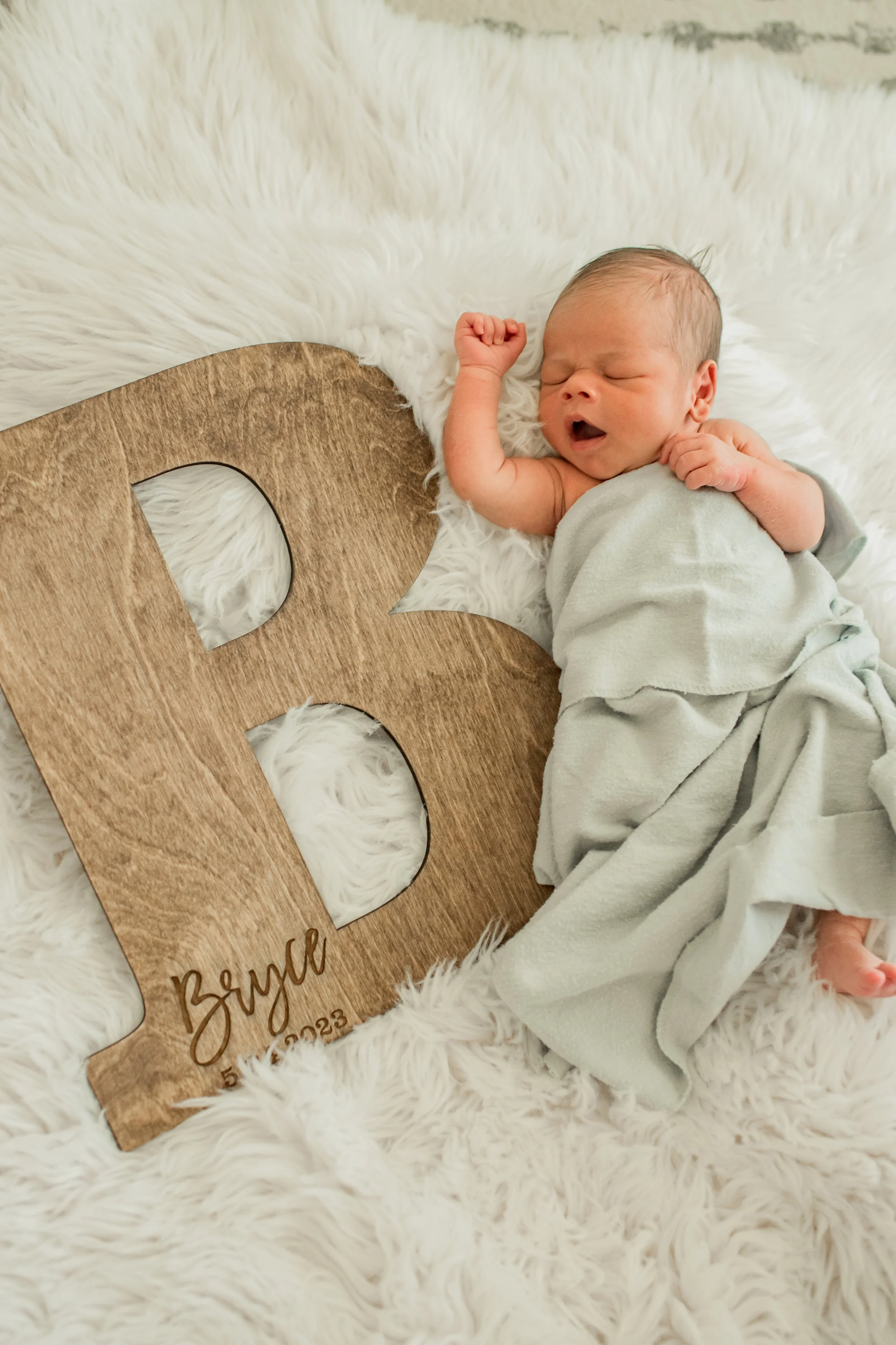 BRYCE NEWBORN -75.jpg