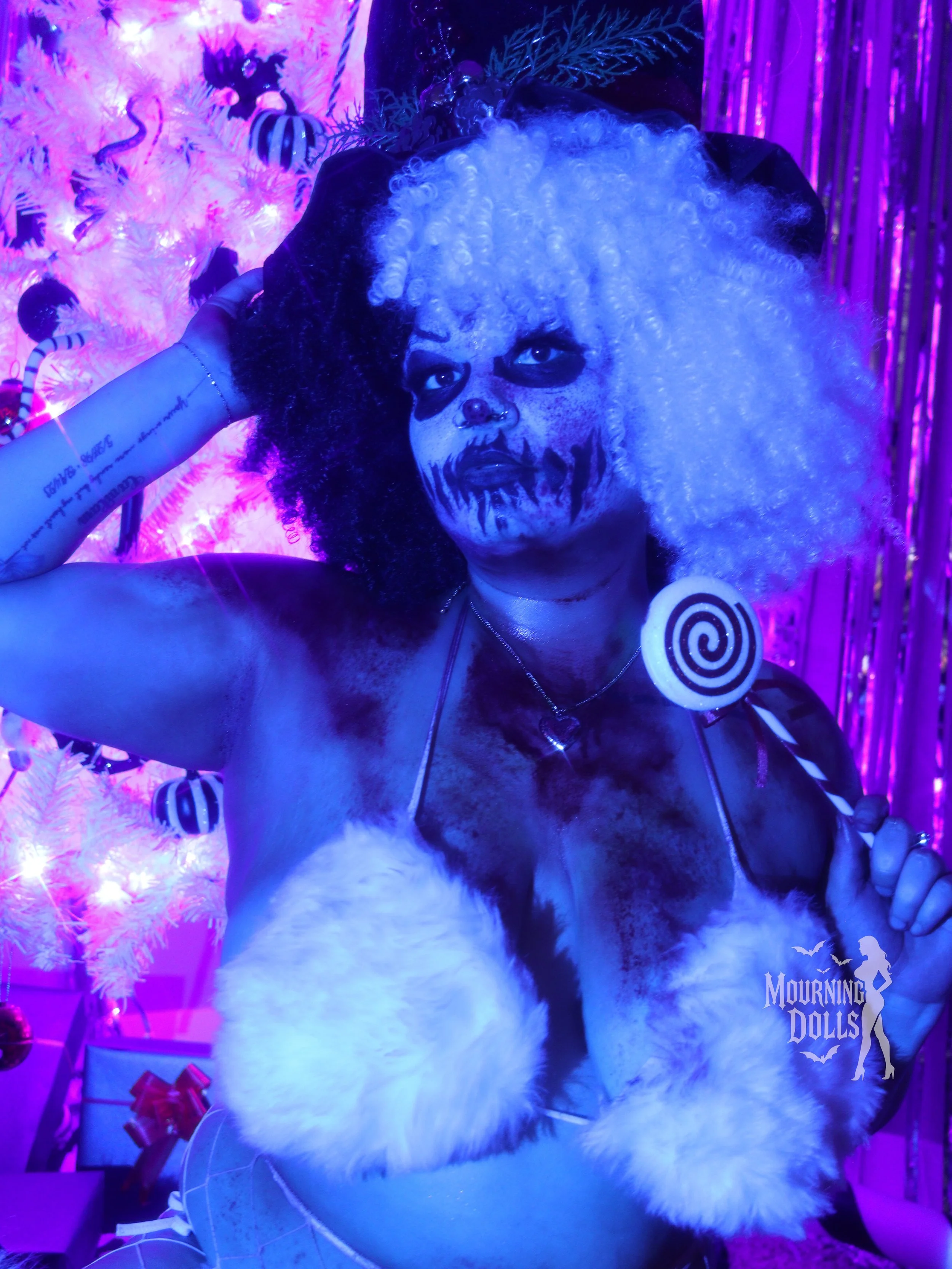 7 - Dreamcore Christmas Purrvana 9.JPG