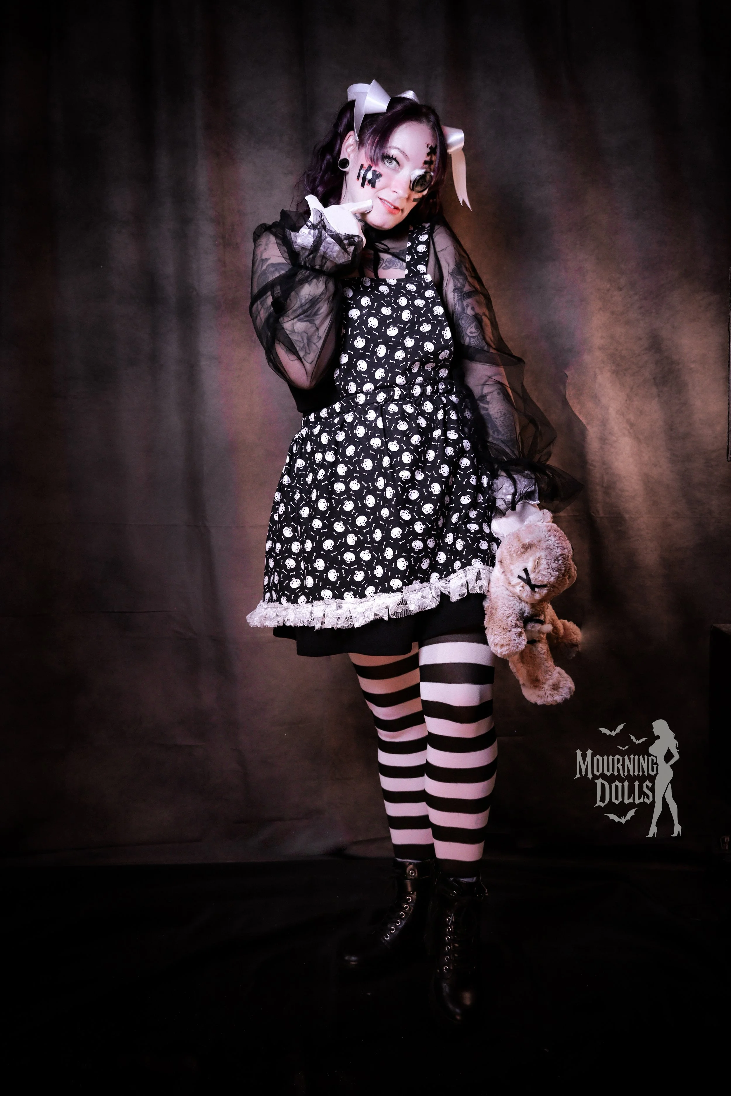 8 - Haunted Toyshop Lily Omen 4.JPG