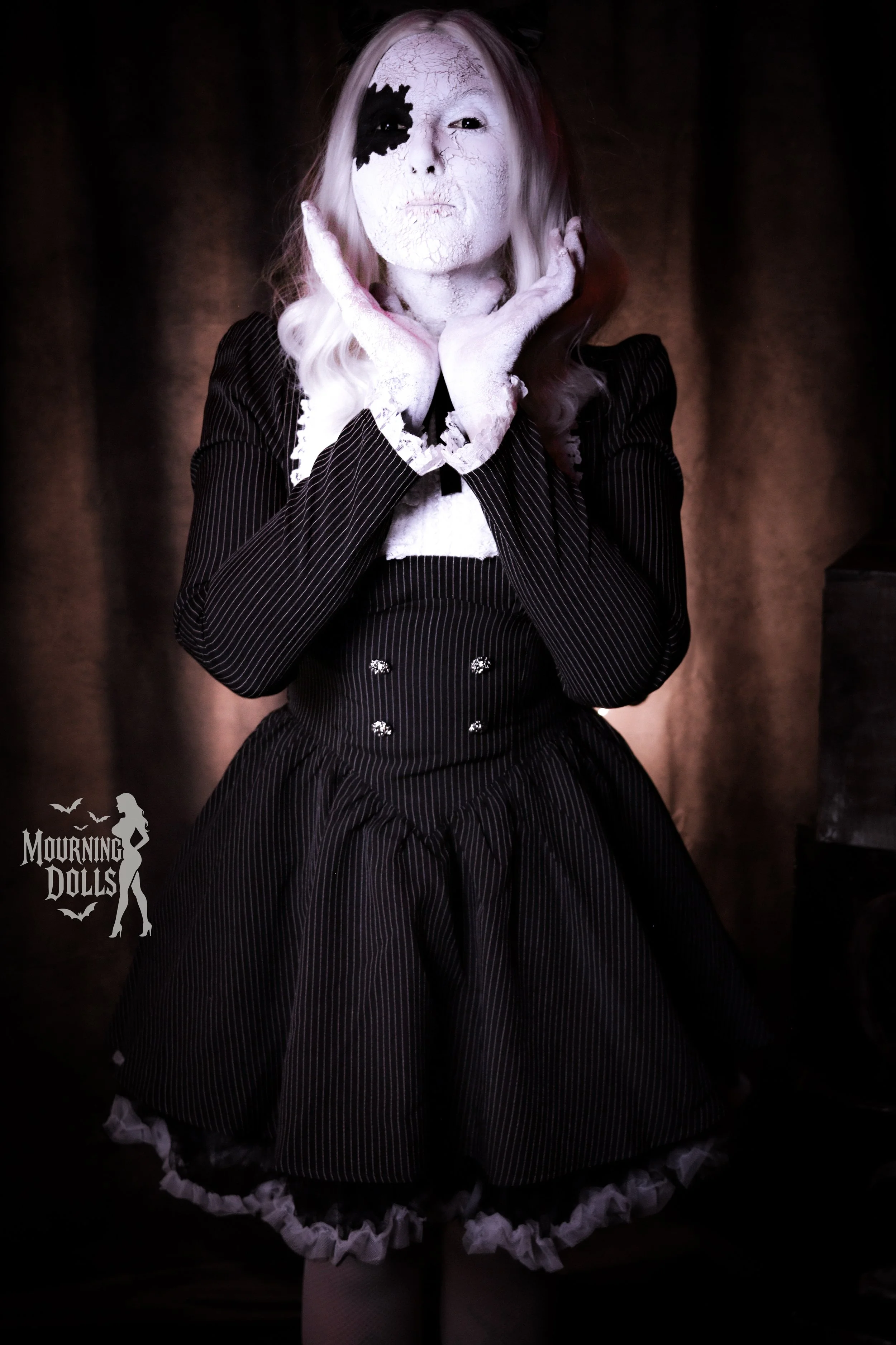 8 - Haunted Toyshop Vixen Voltaire 5.JPG