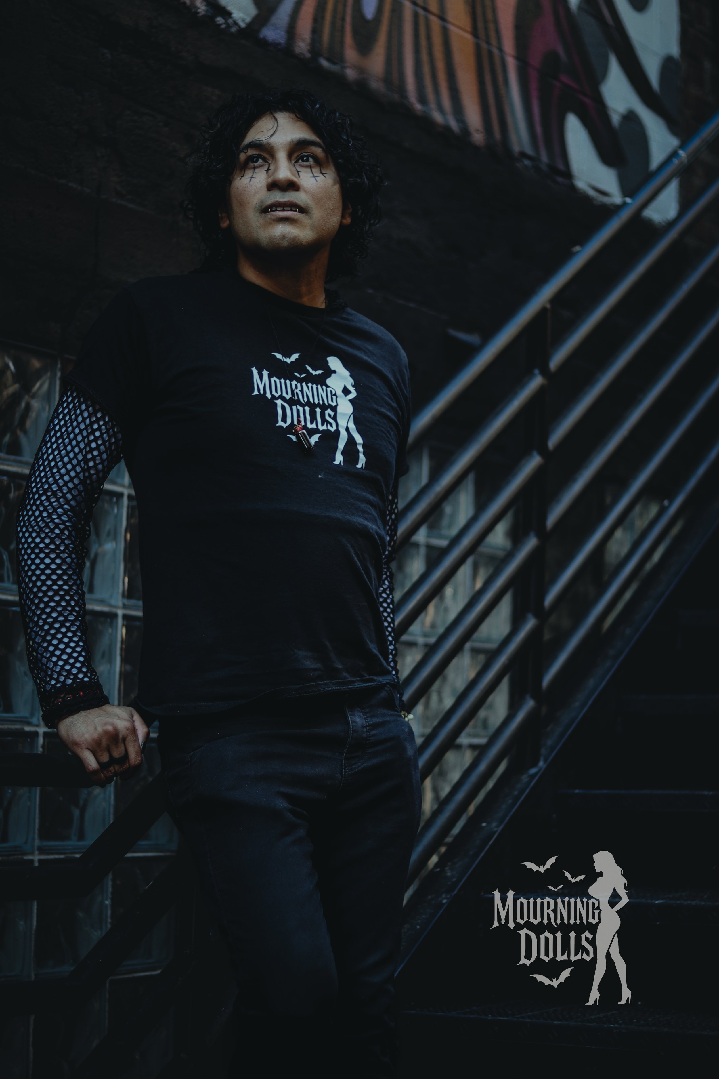 1 - Neon Nights Bee Obsidian 7.JPG