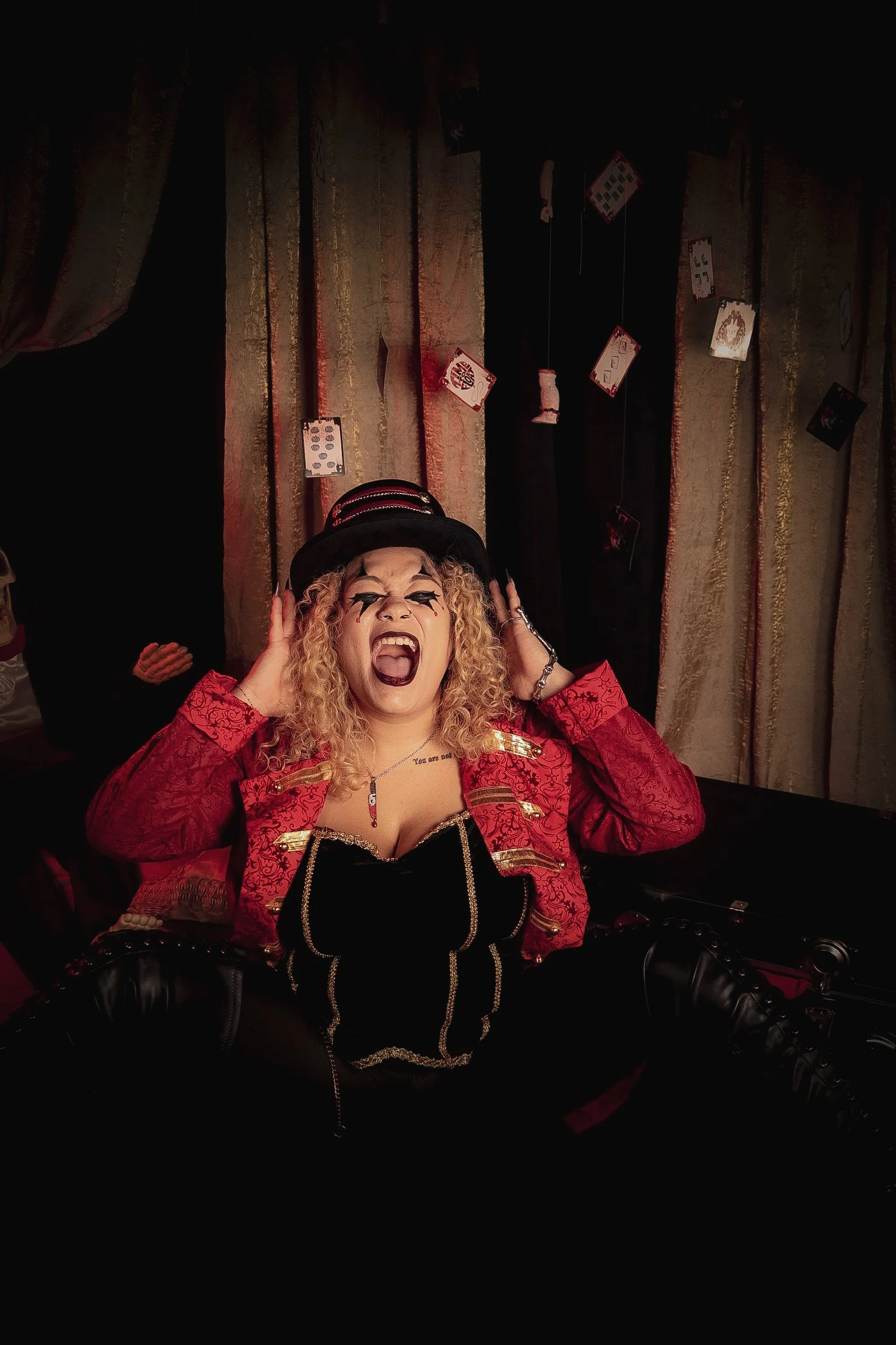 Cirque Underground Purrvana 3.jpg