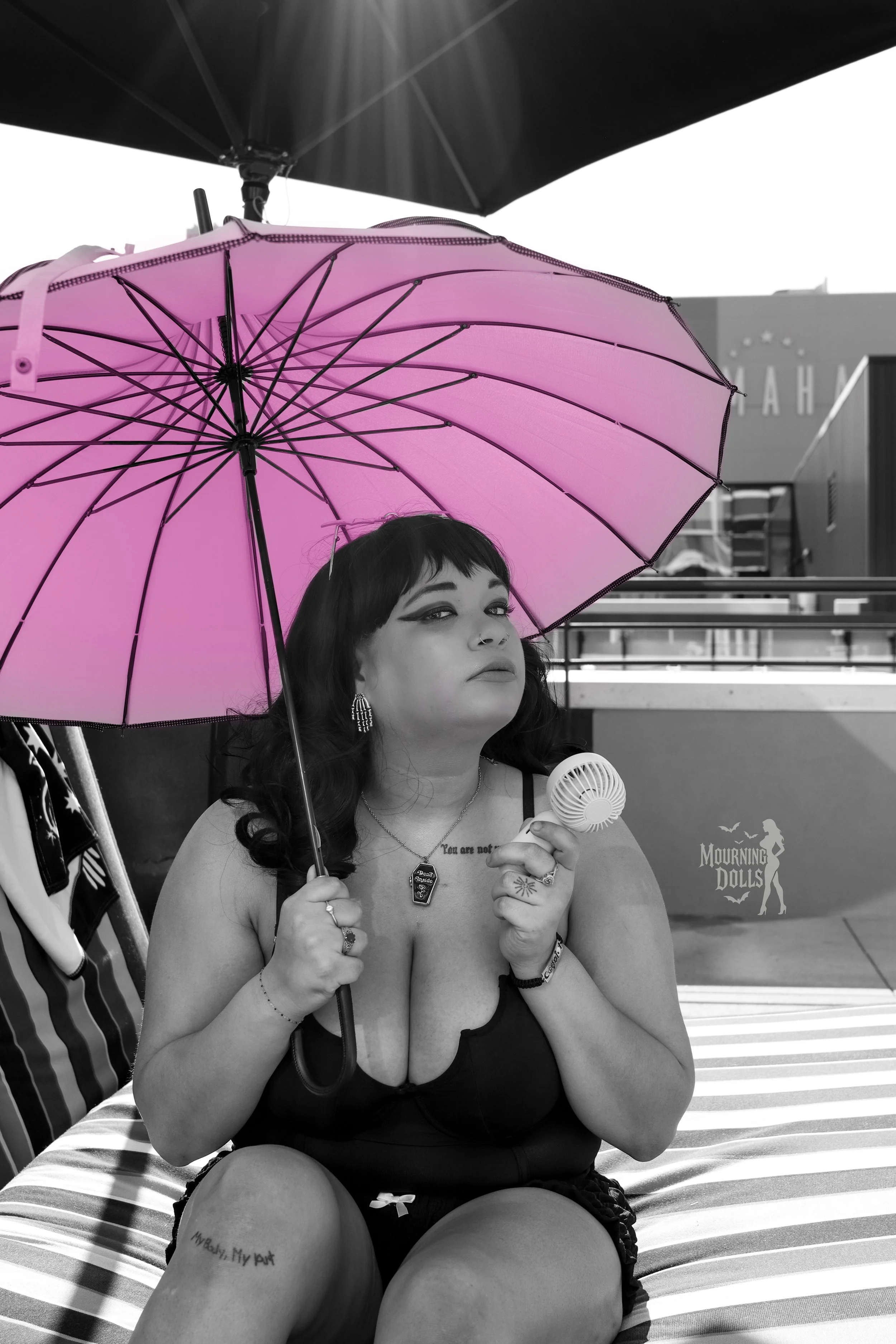 3 - Pink Noir Purrvana 8.JPG