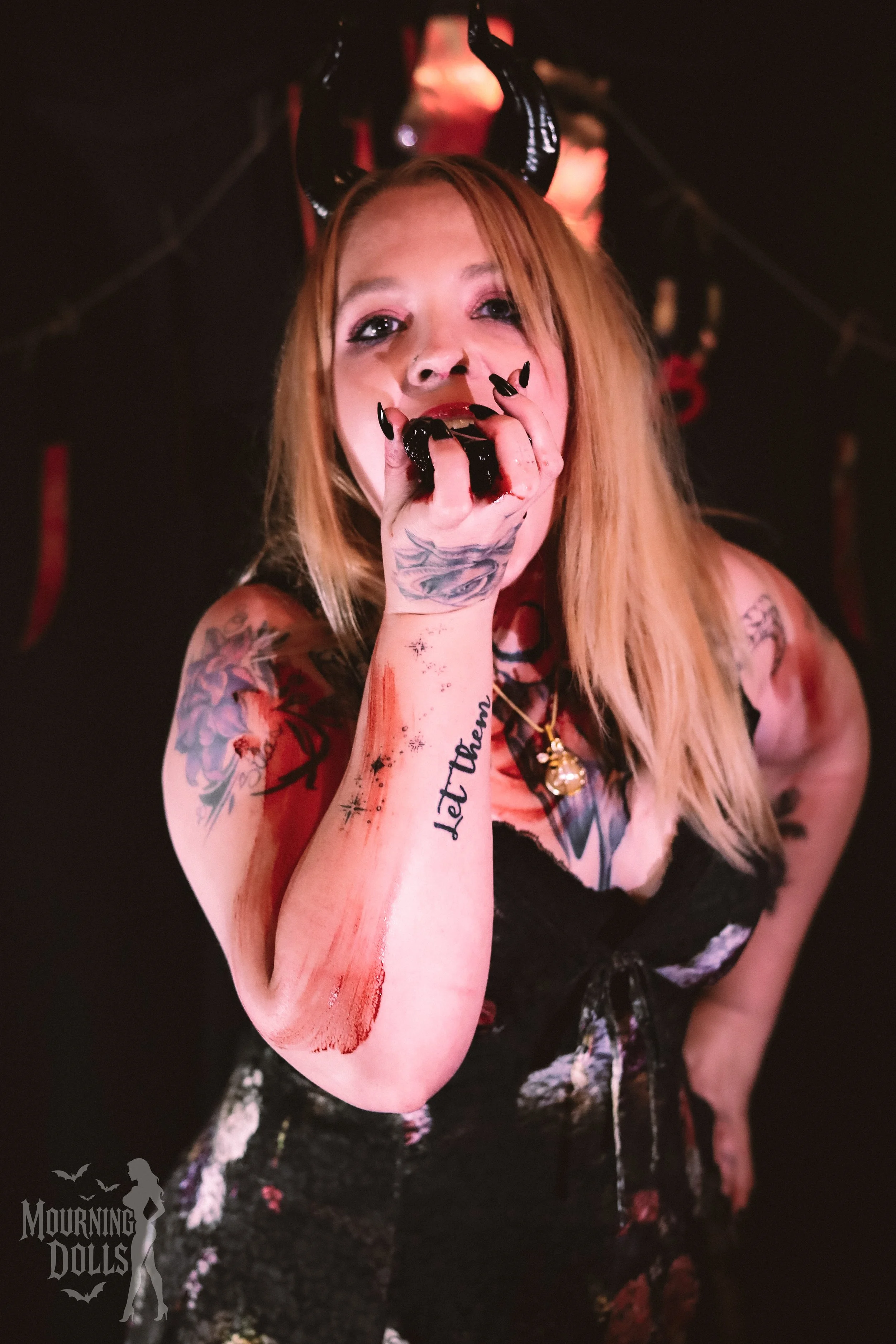 2 - Hot as Hell Luna Hexx 5.jpg