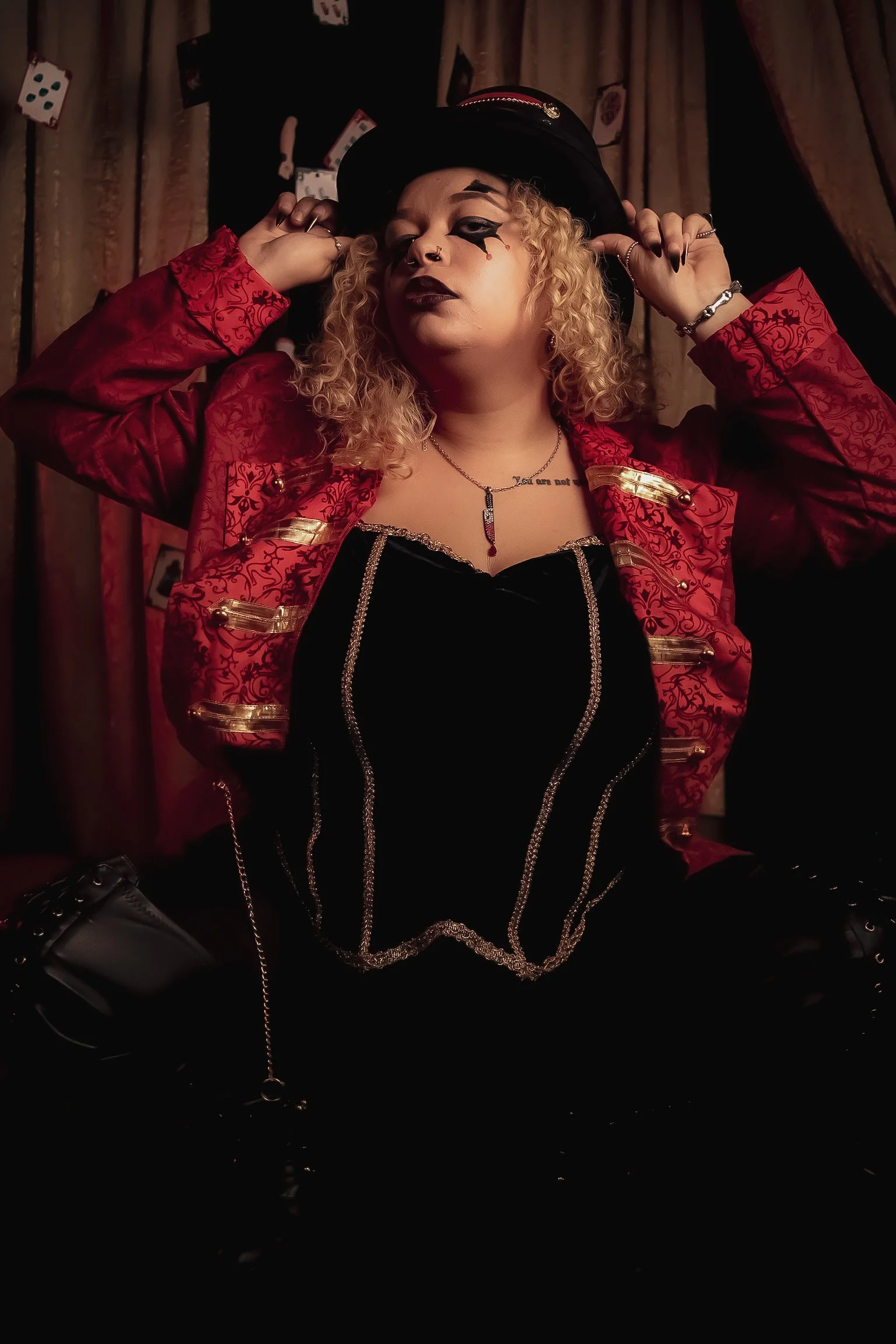 Cirque Underground Purrvana 8.jpg