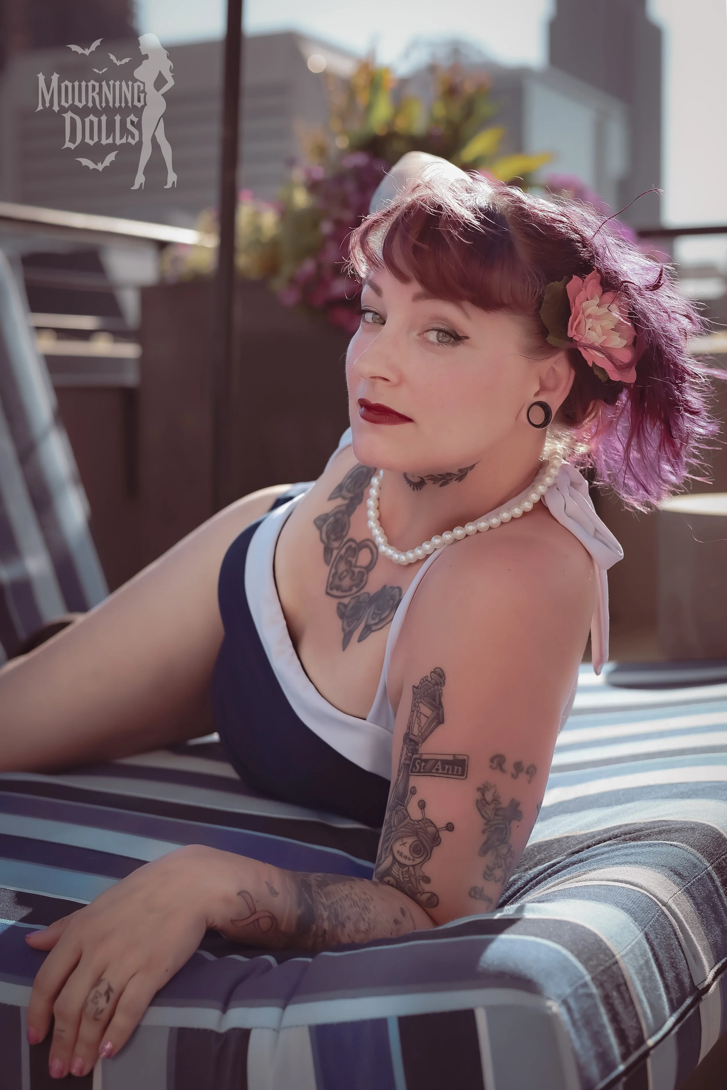 3 - Pink Noir Lily Omen 4.jpg