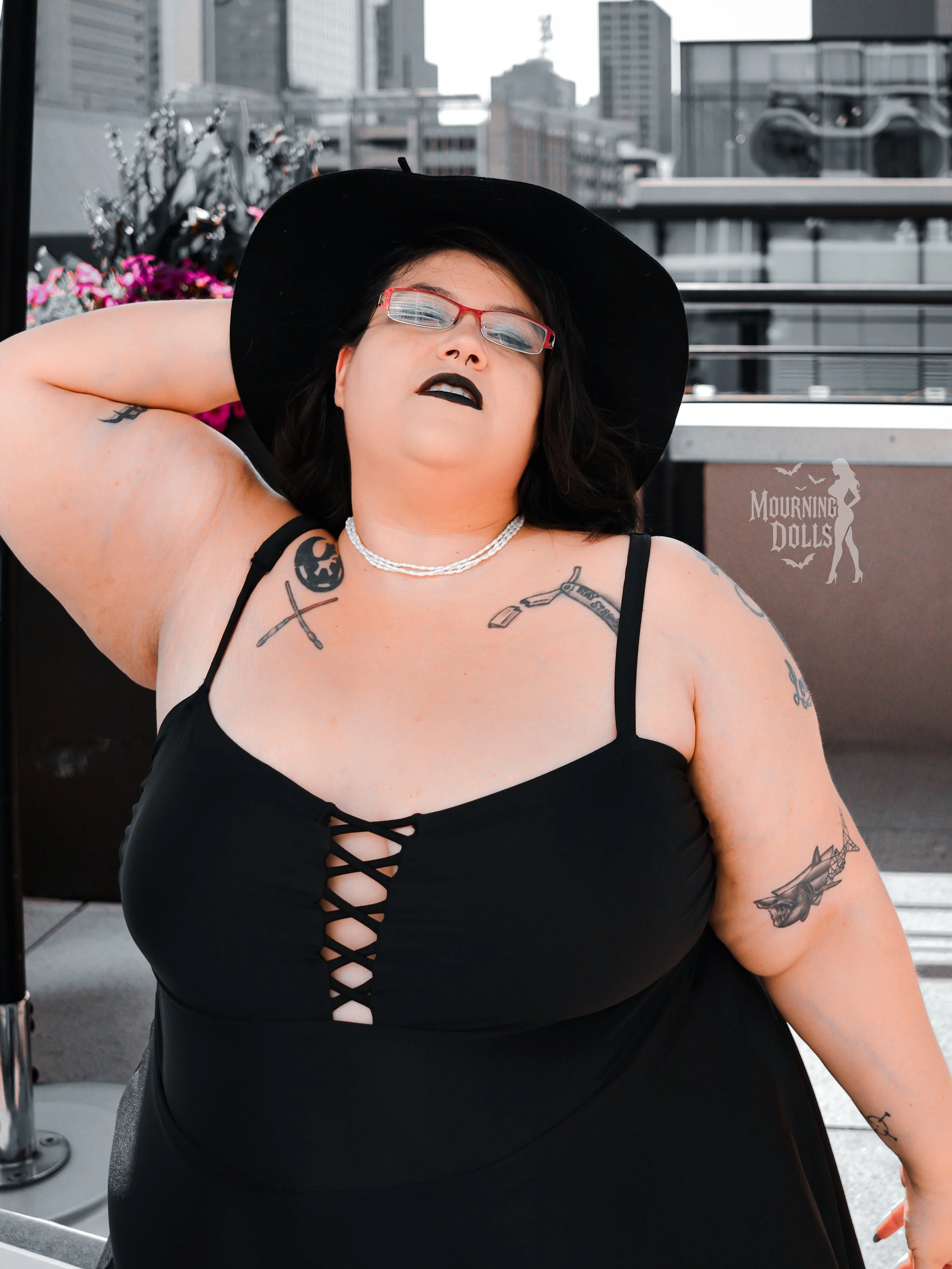 3 - Pink Noir Azaret Hellborn 11.JPG