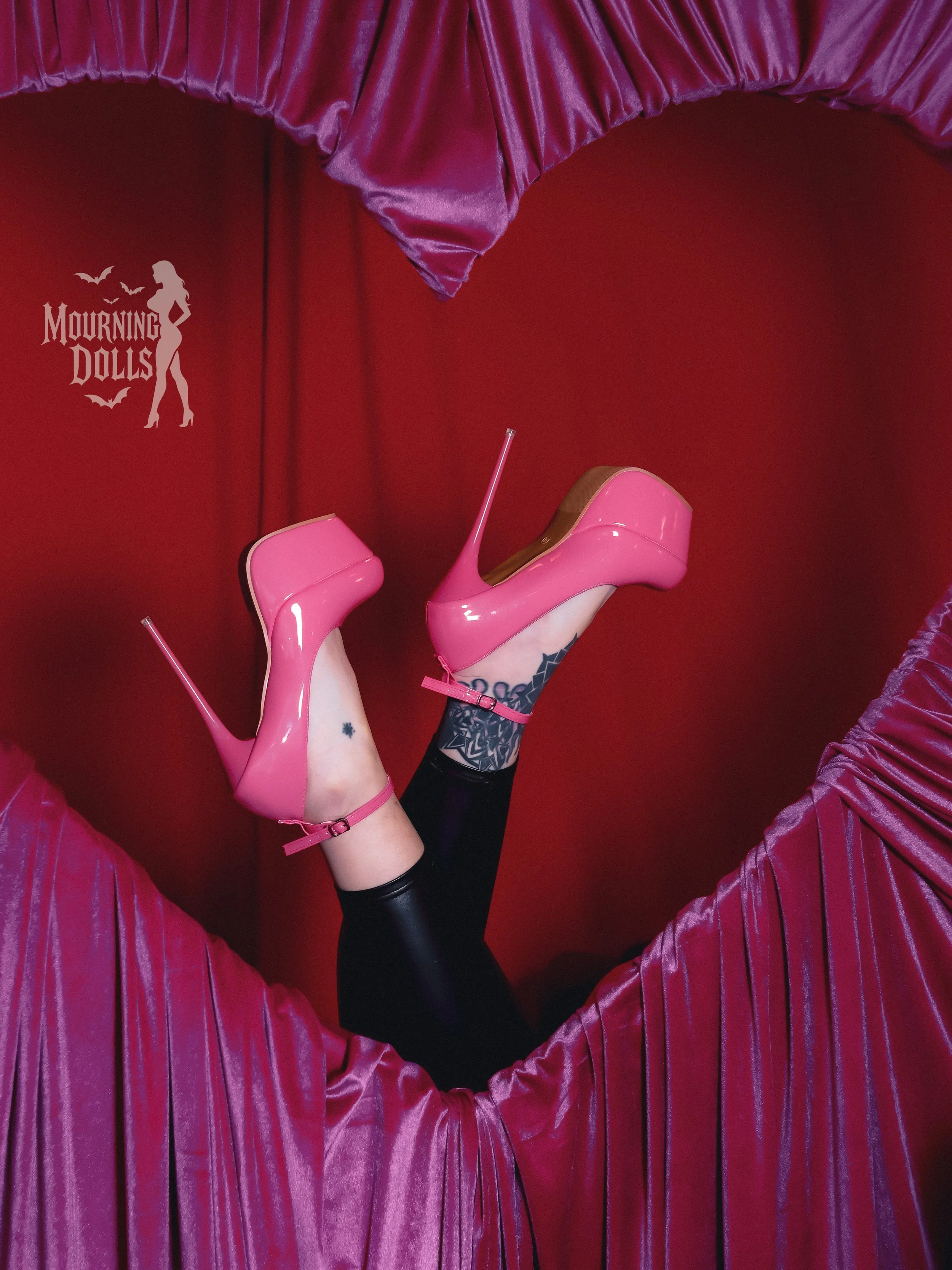 9 - Friday the 13th in Love Vixen Voltaire 7.JPG