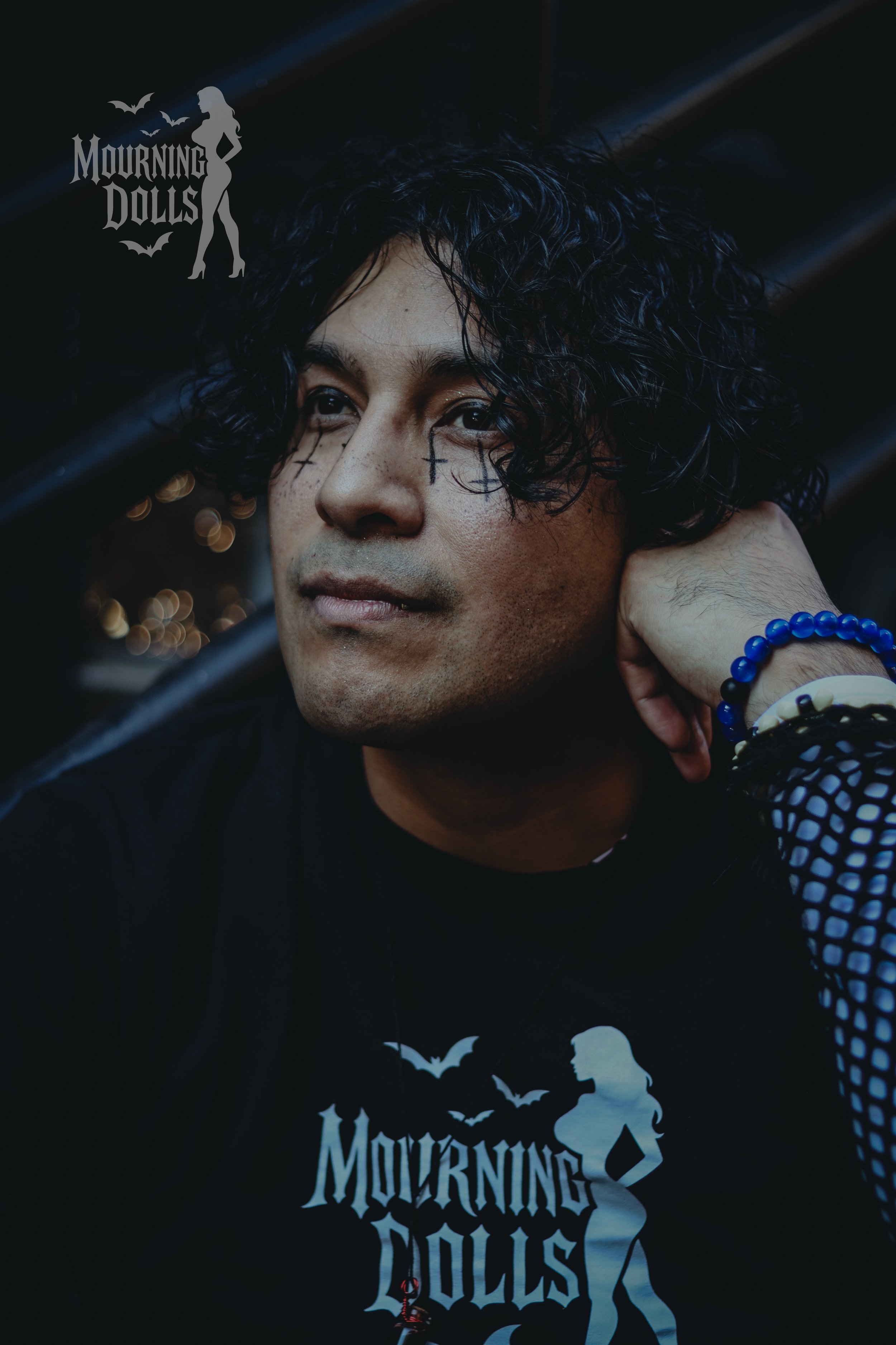 1 - Neon Nights Bee Obsidian 8.JPG