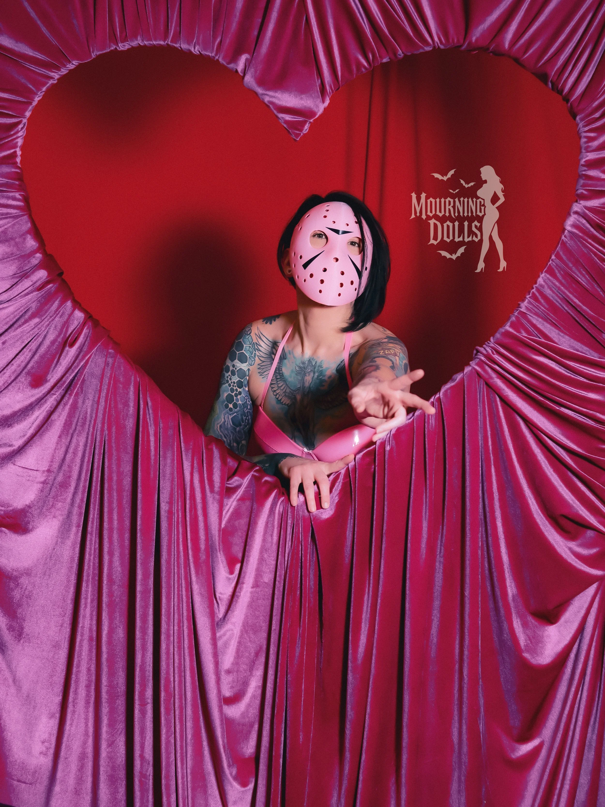 9 - Friday the 13th in Love Vixen Voltaire 2.JPG