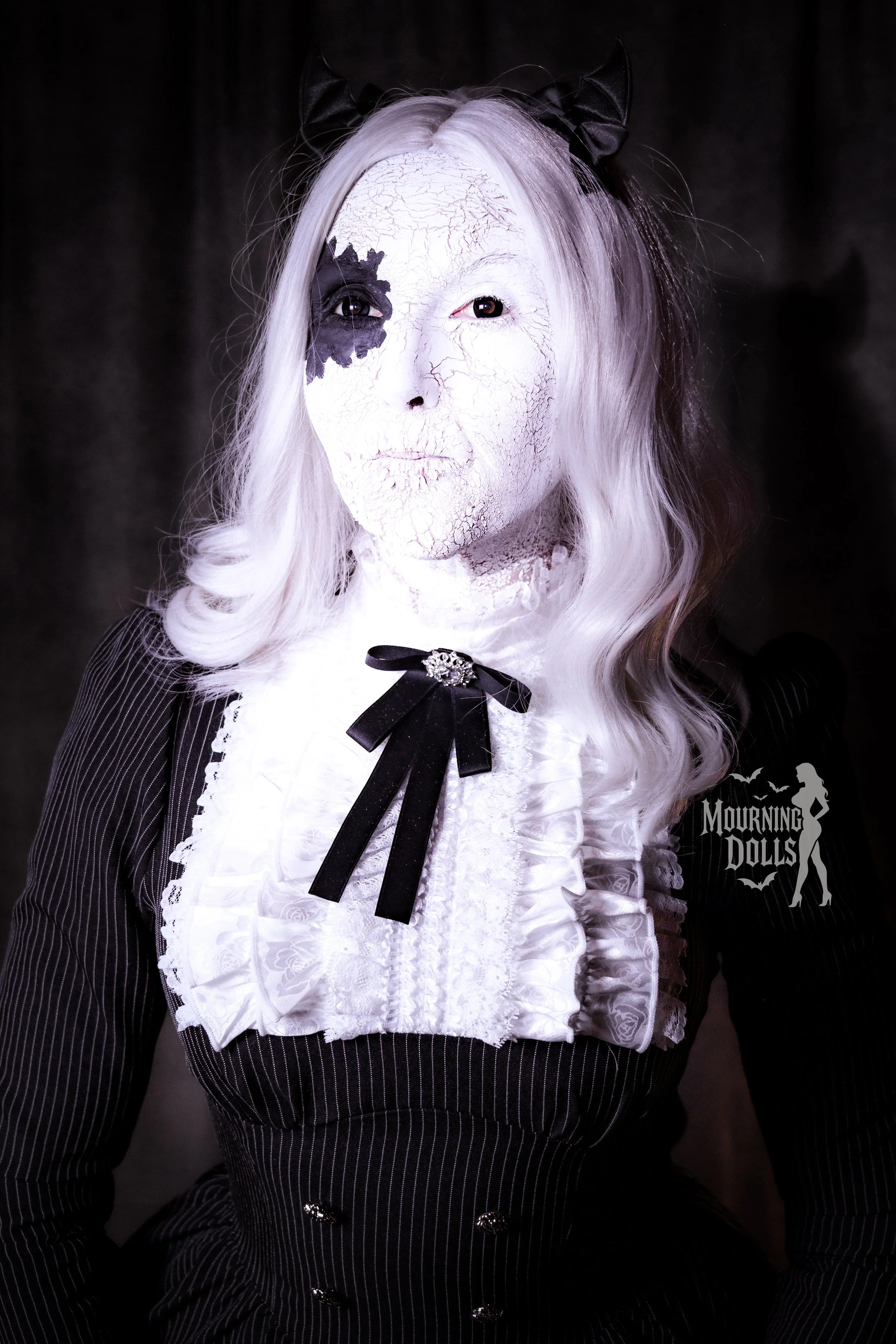 8 - Haunted Toyshop Vixen Voltaire 12.JPG