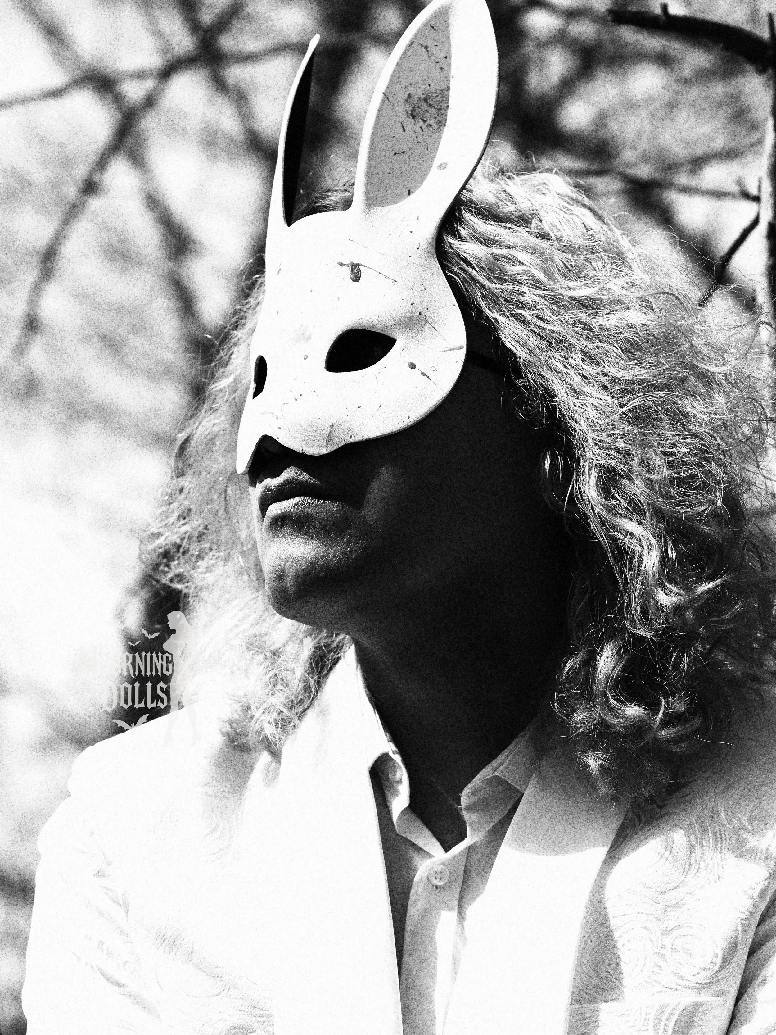 10 - The Hunt Storyline Bee Obsidian 14.JPG