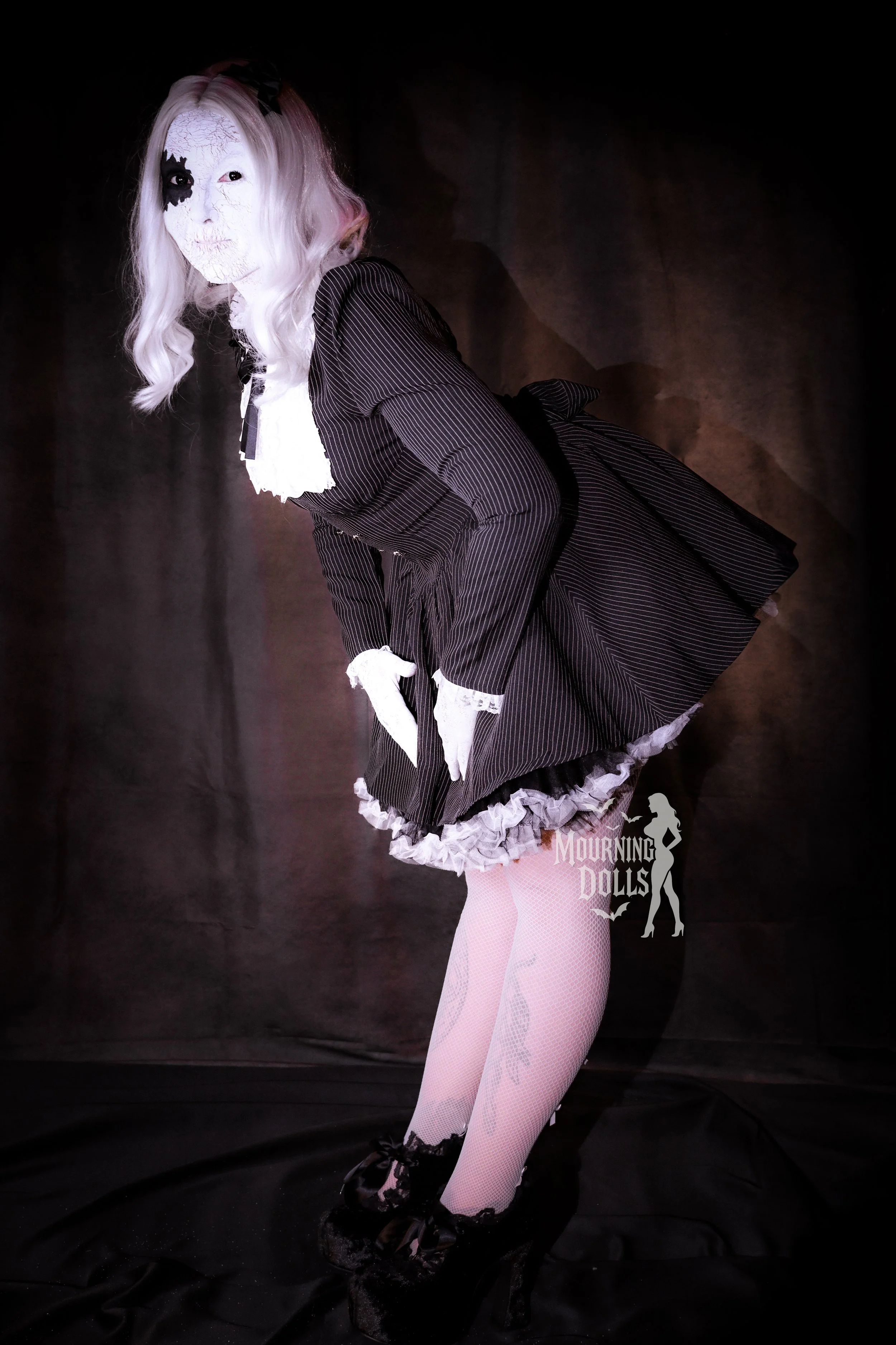 8 - Haunted Toyshop Vixen Voltaire 8.JPG