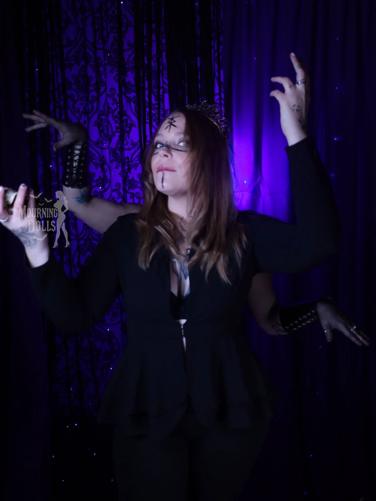 6 - Under the Mourning Moon Luna Hexx 7.JPG