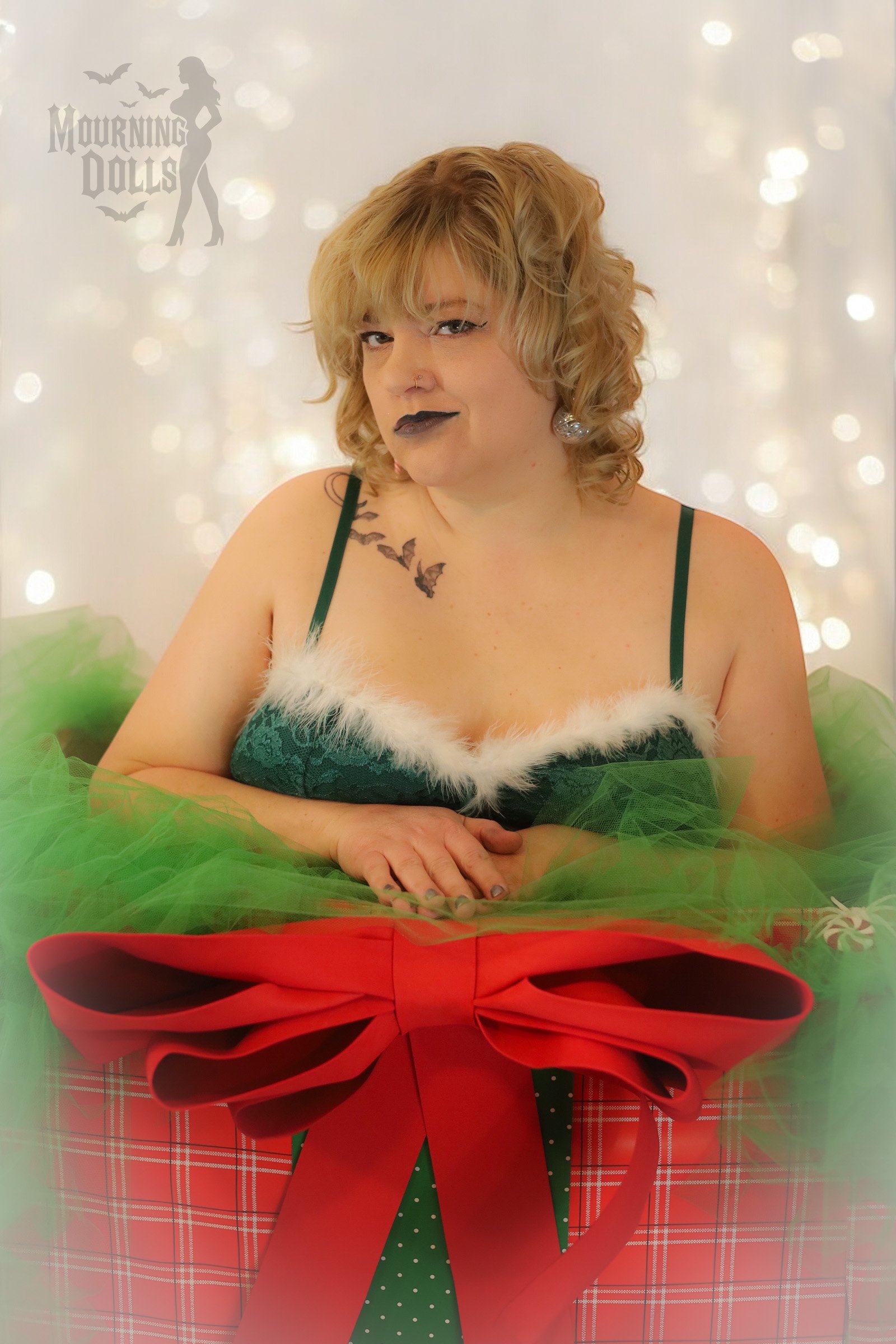 7 - Dreamcore Christmas Alice Valentina 7.jpg