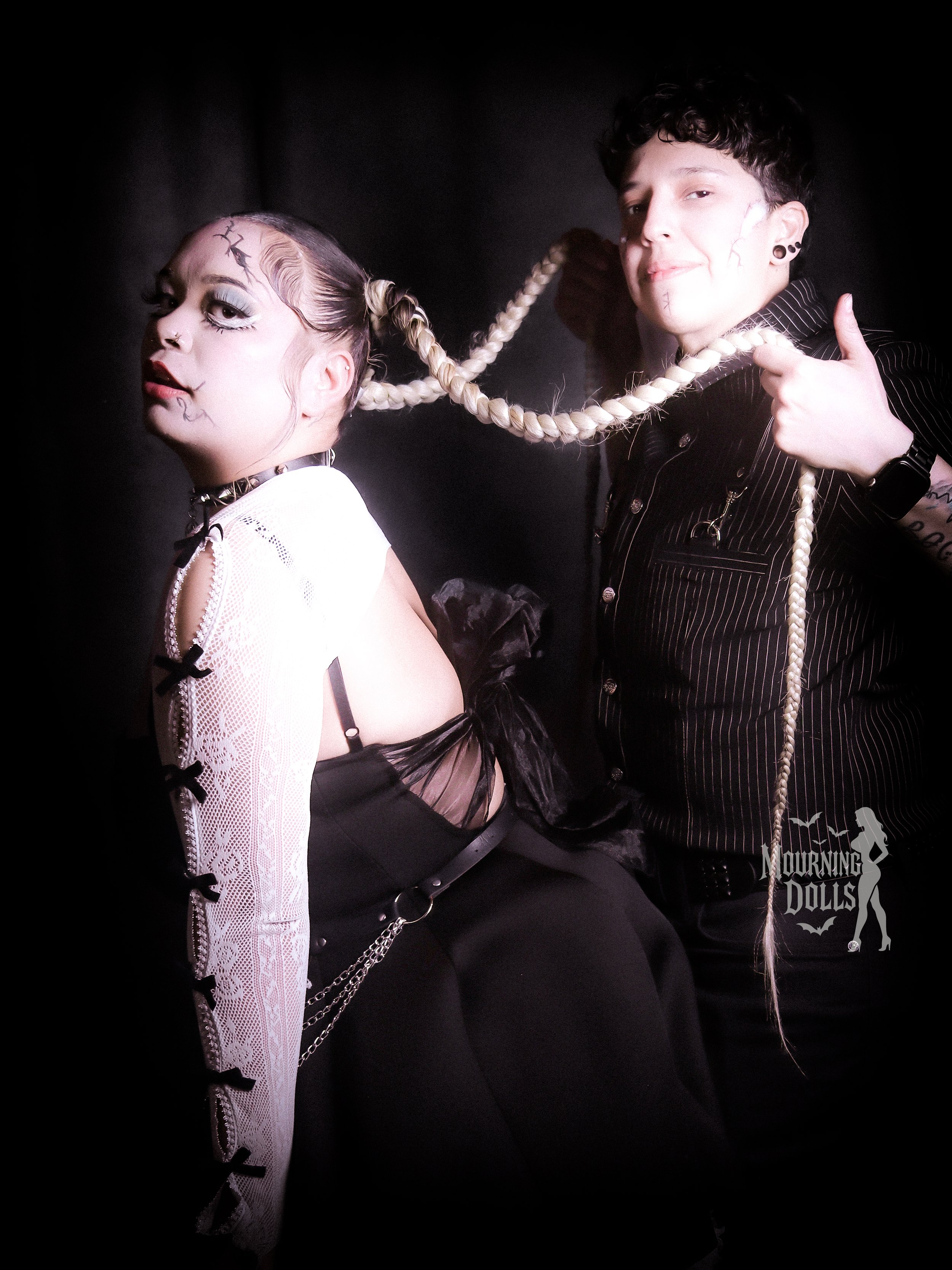 8 - Haunted Toyshop Jaiden and Maria.JPG