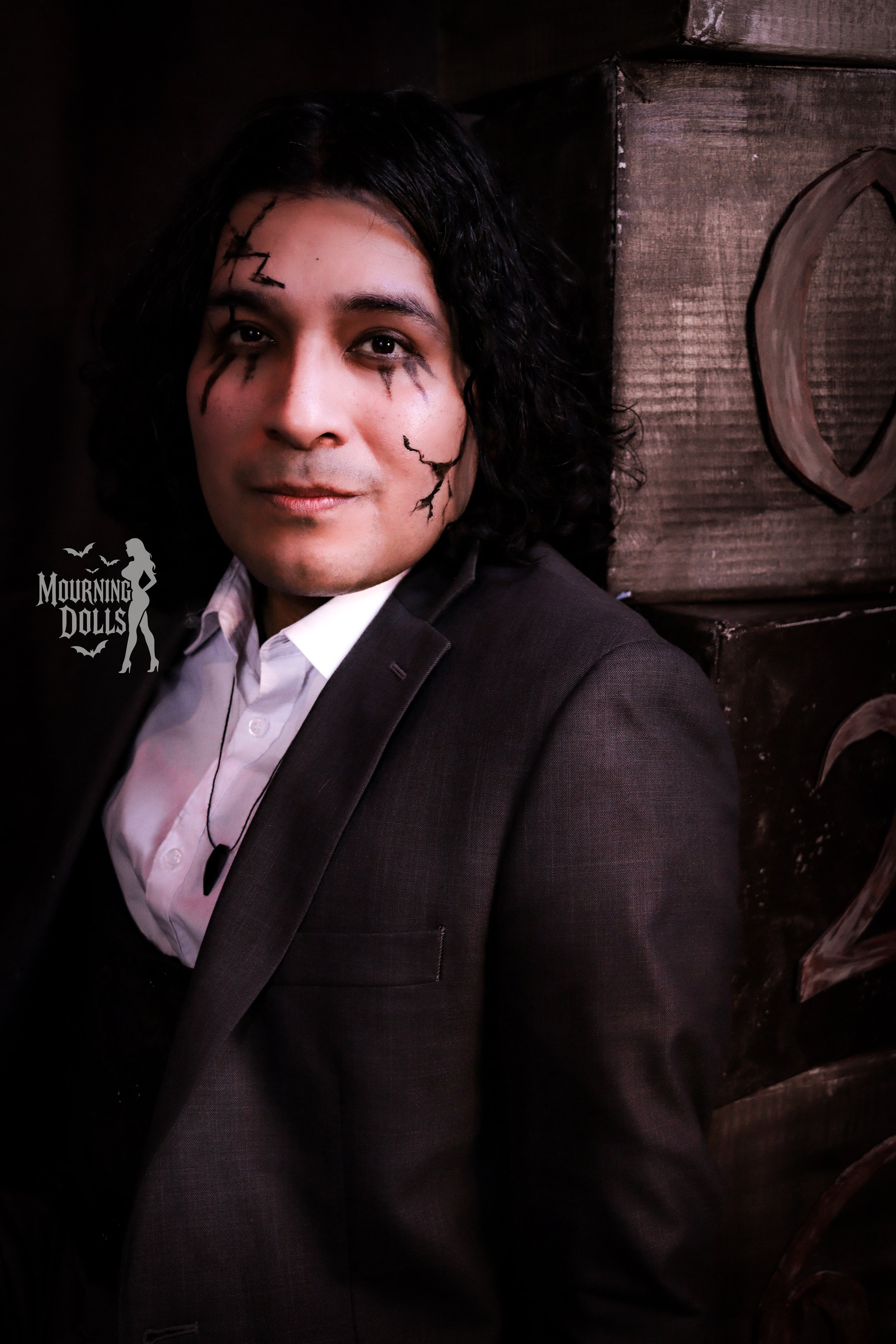 8 - Haunted Toyshop Bee Obsidian 9.JPG