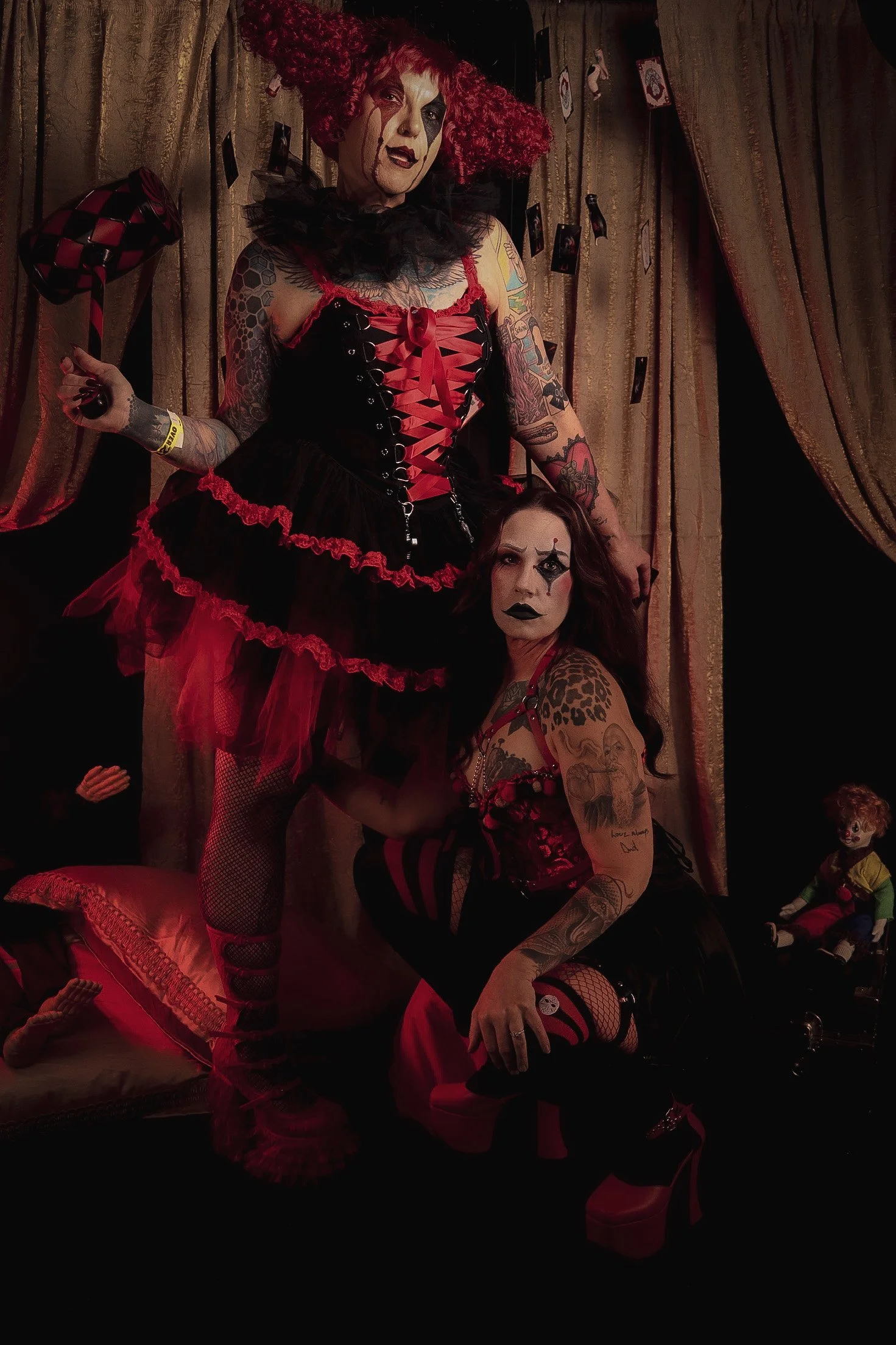 Cirque Underground April and Meagan 2.jpg