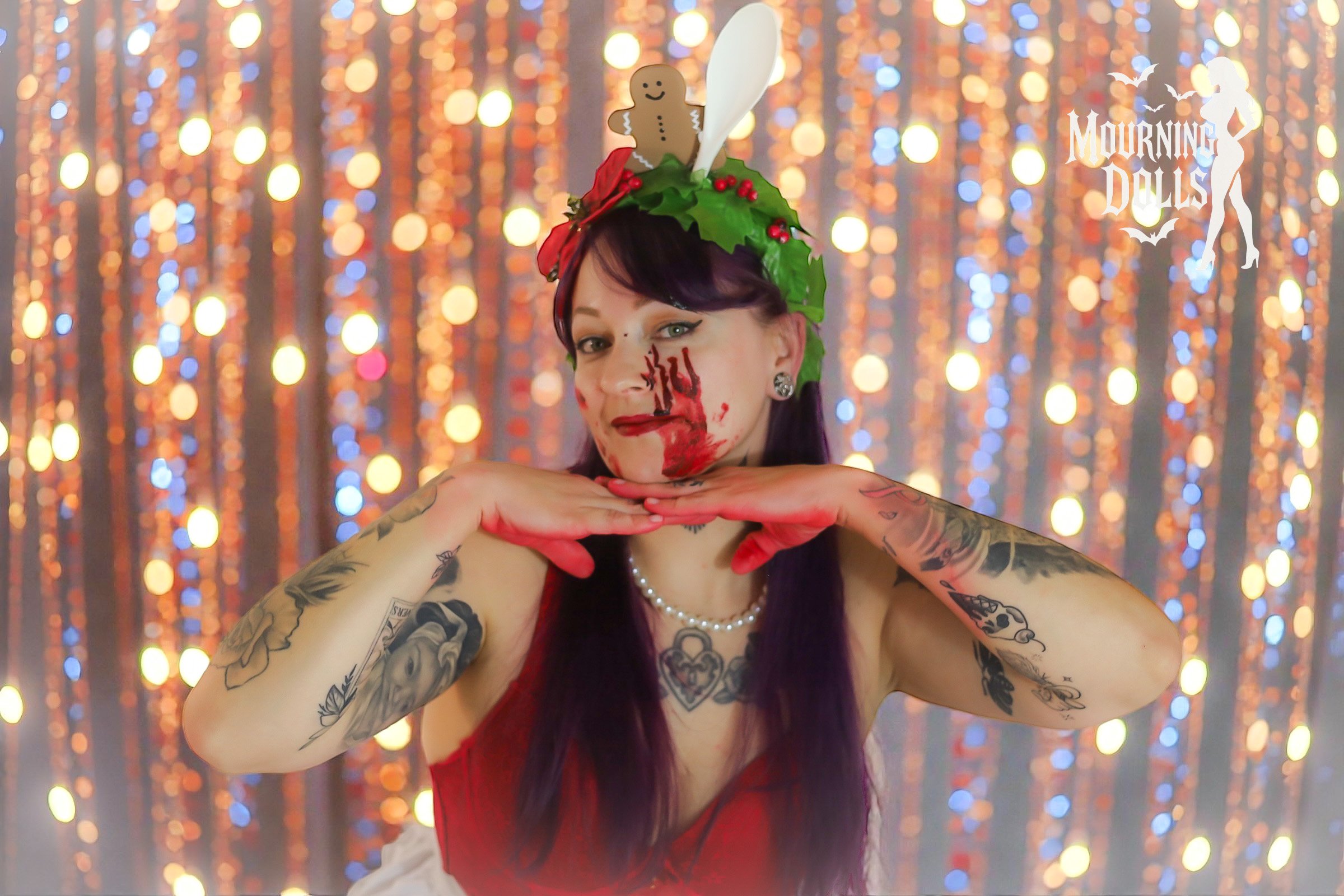 7 - Dreamcore Christmas Lily Omen 8.jpg