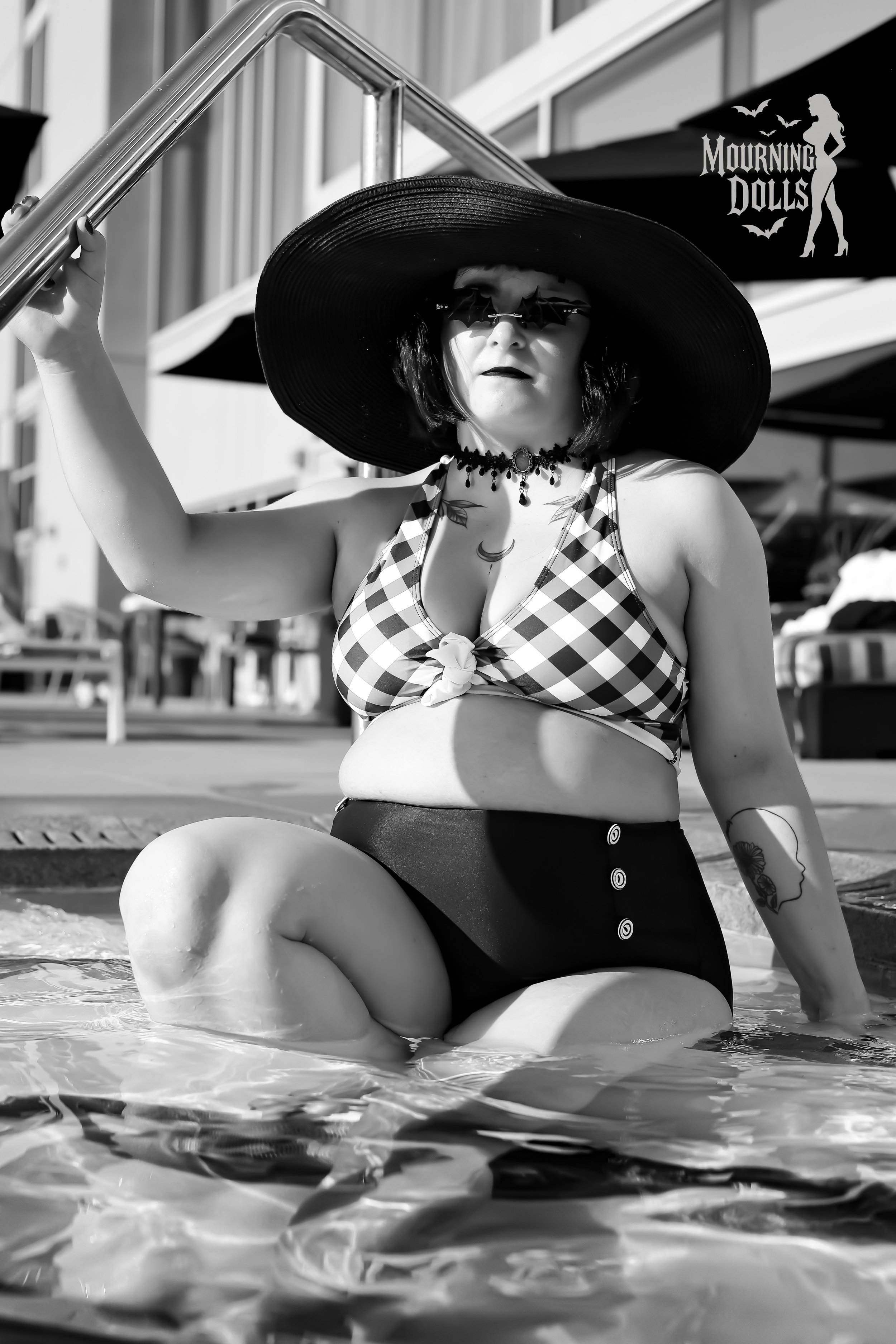 3 - Pink Noir Madi Moonveil 1.jpg