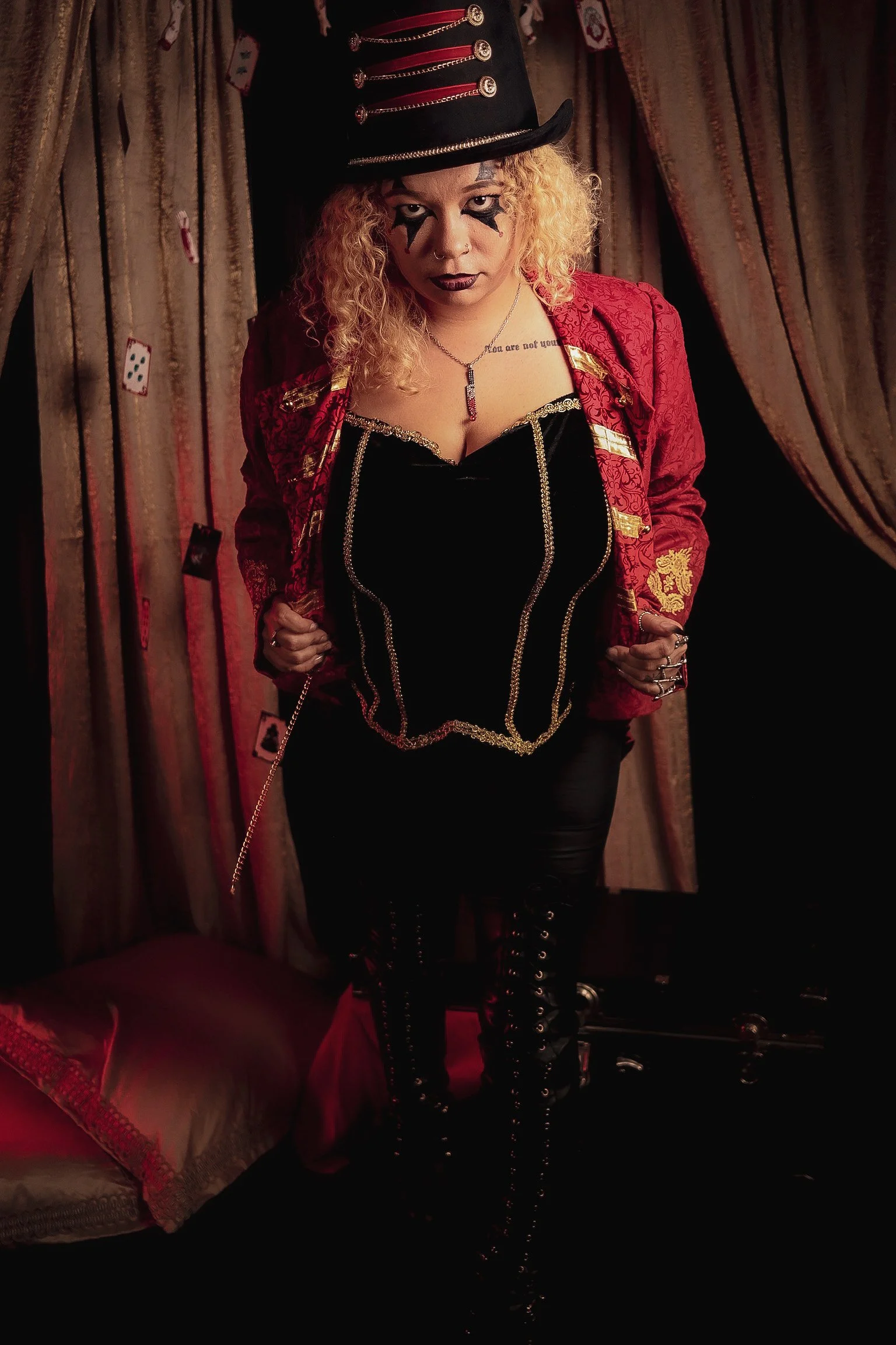 Cirque Underground Purrvana 5.jpg