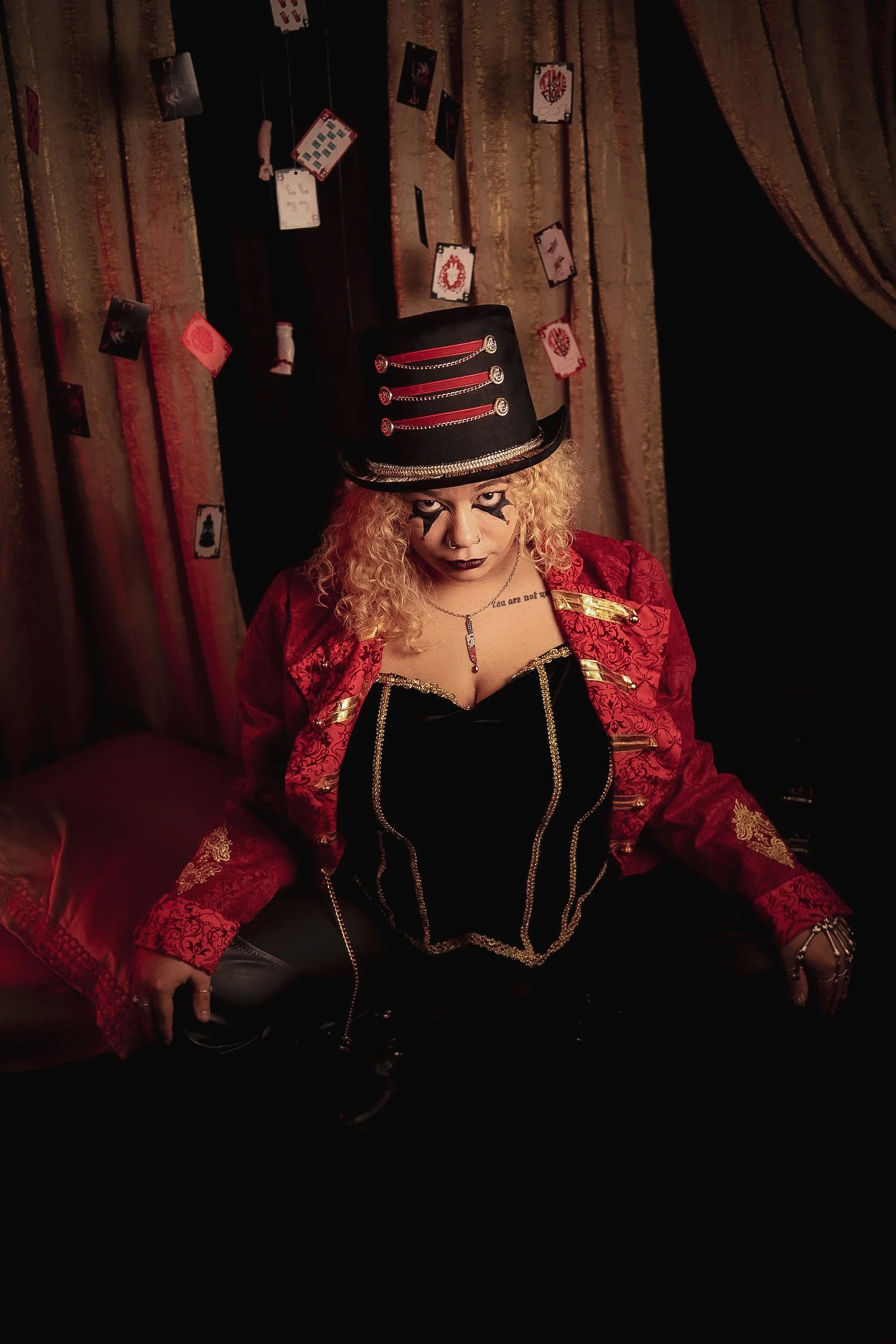 Cirque Underground Purrvana 7.jpg