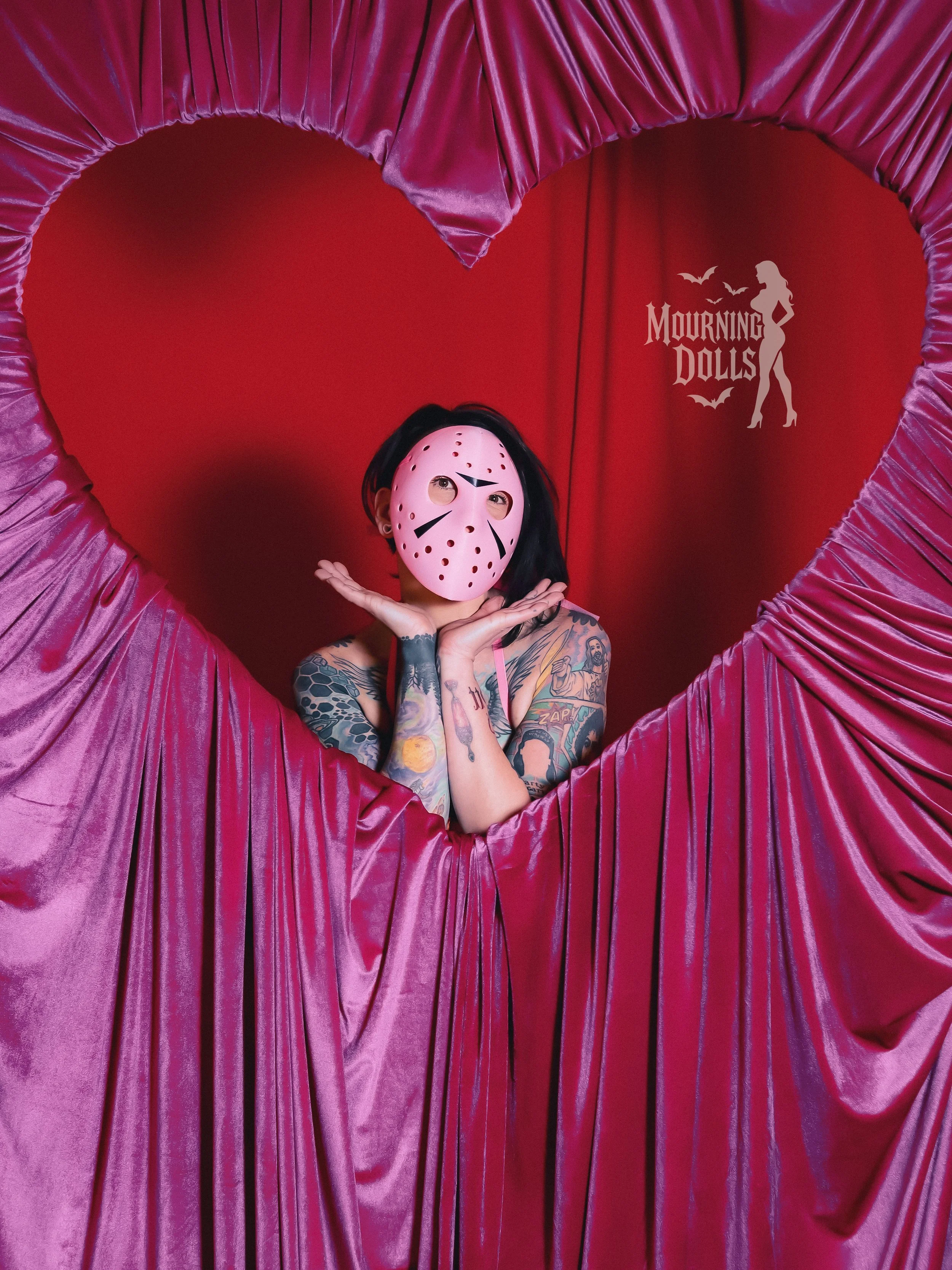 9 - Friday the 13th in Love Vixen Voltaire 1.JPG