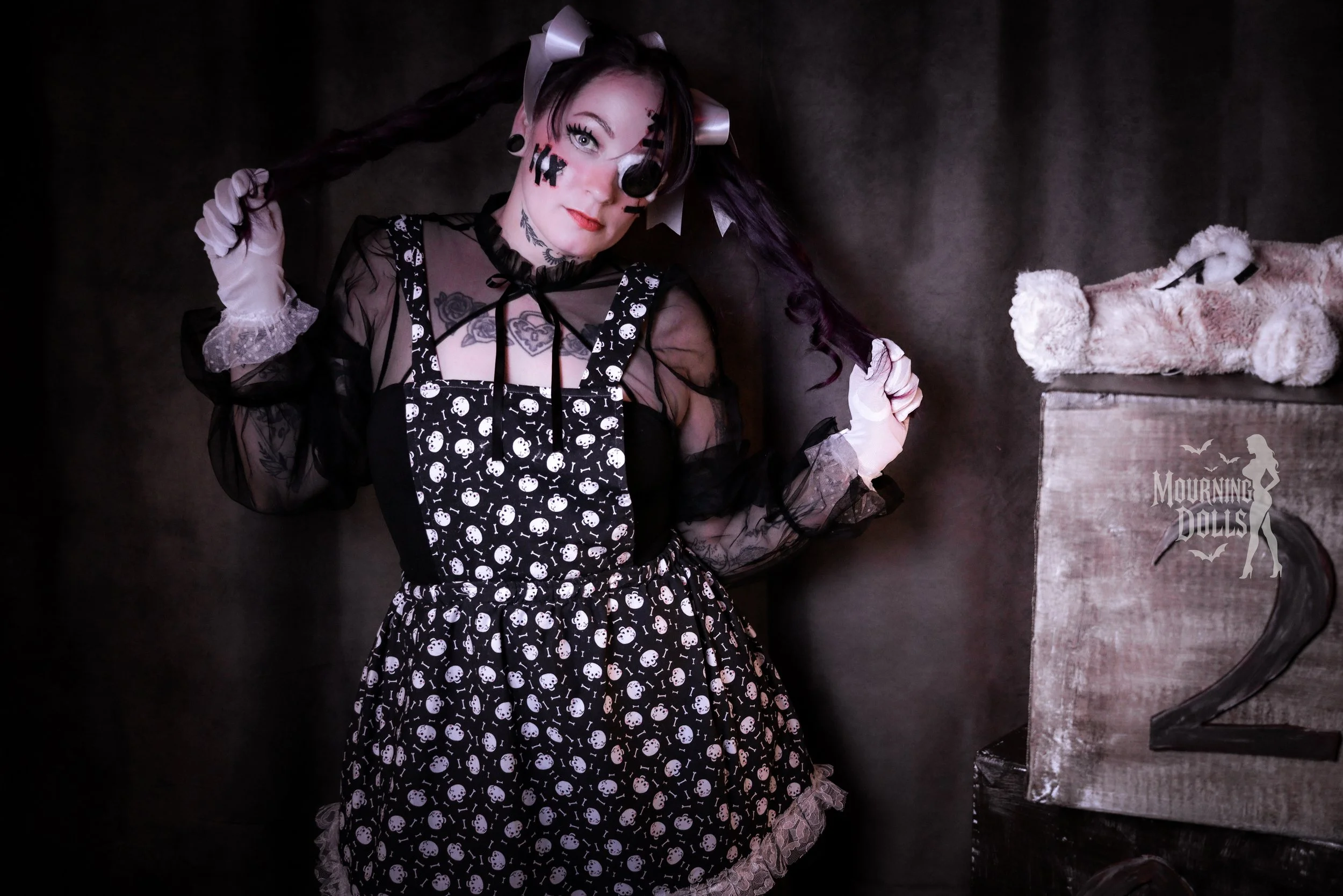 8 - Haunted Toyshop Lily Omen 13.JPG