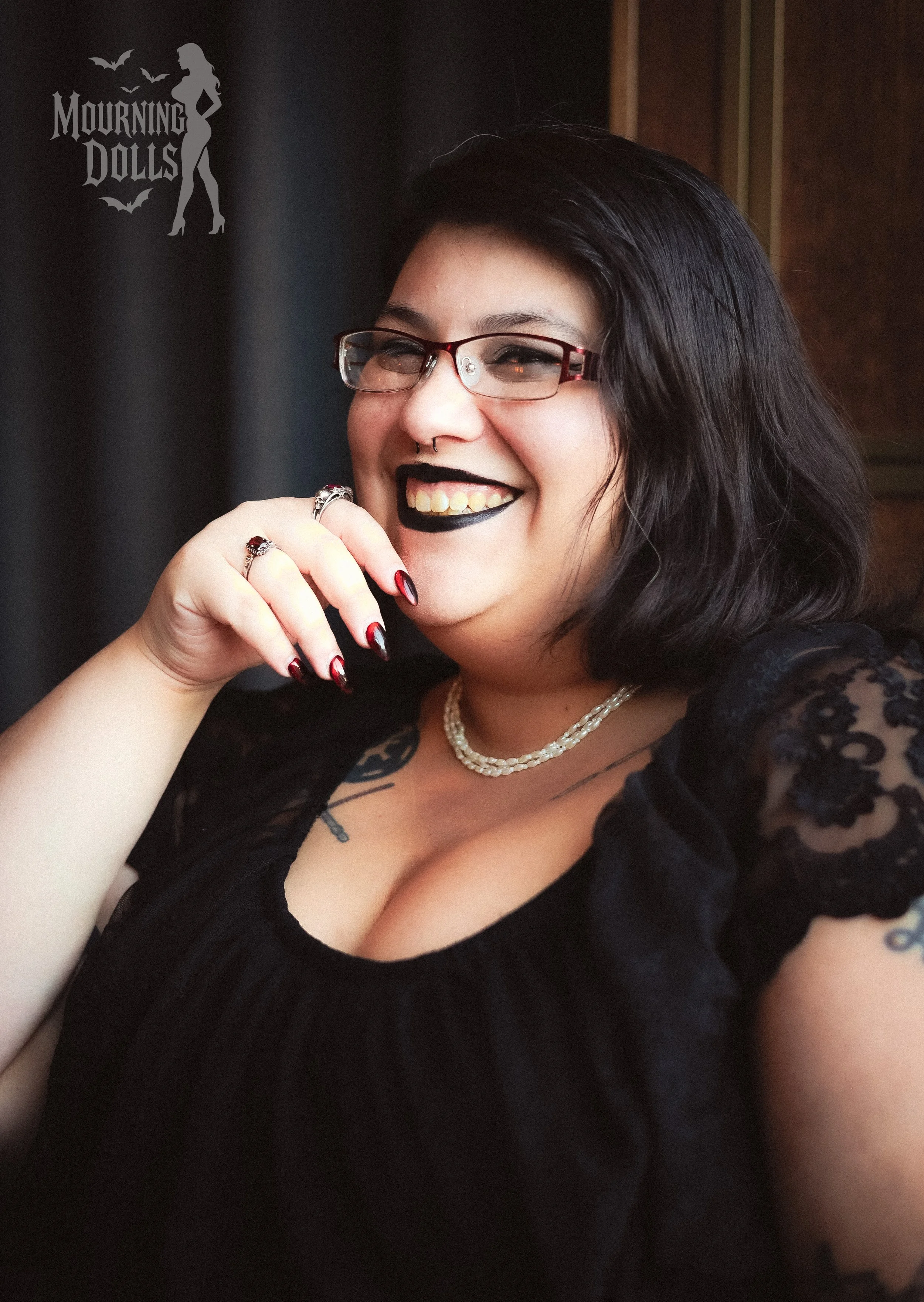 3 - Pink Noir Azaret Hellborn 12.jpg