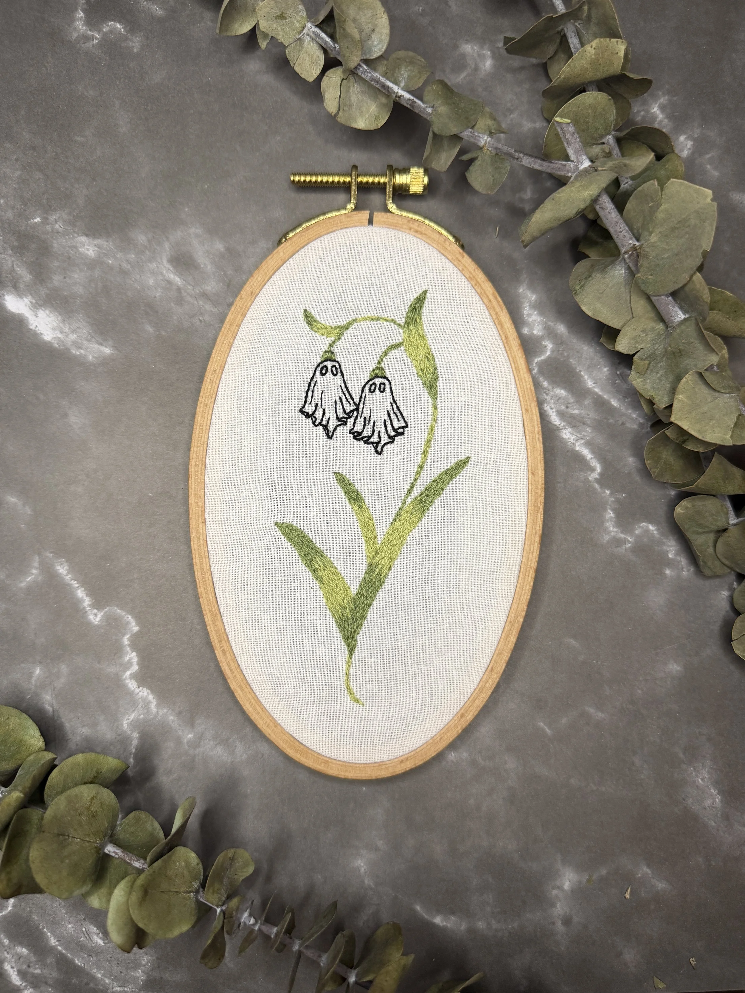 Ghost Snowbell Hoop