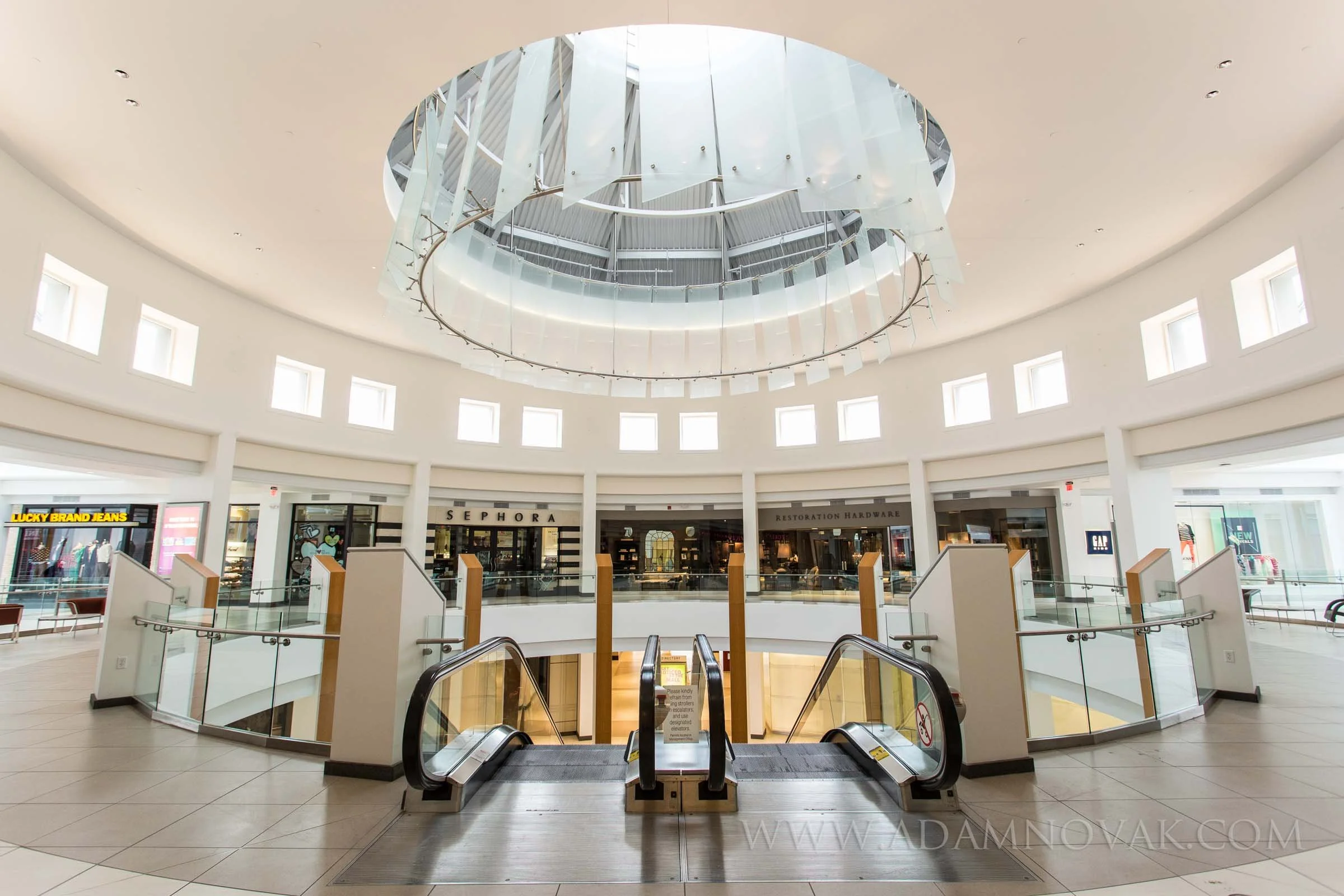 The Fashion Mall at Keystone. Indianapolis, Indiana.