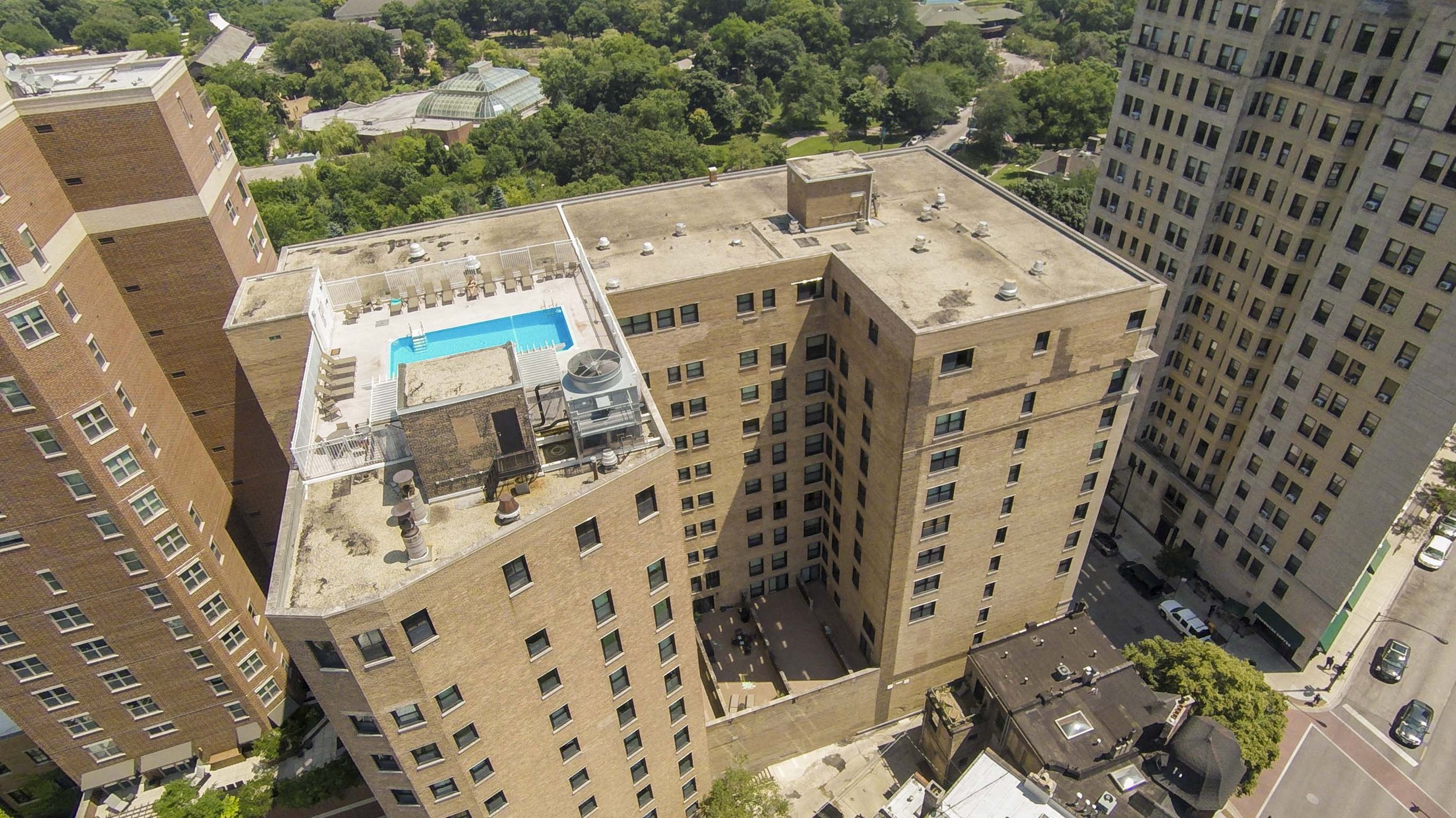 The Pierre. 2100 N. Lincoln Park West, Lincoln Park, Chicago.