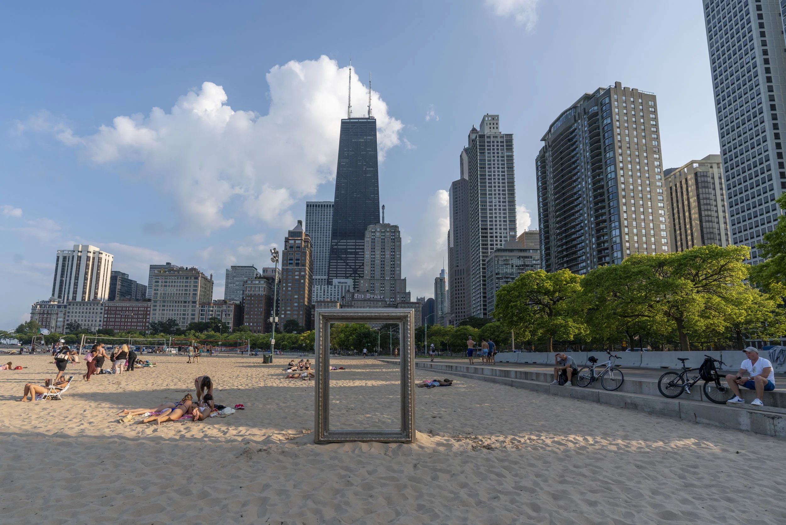 210822_OakStreetBeach_FramedinChicago__NOV8749.jpg