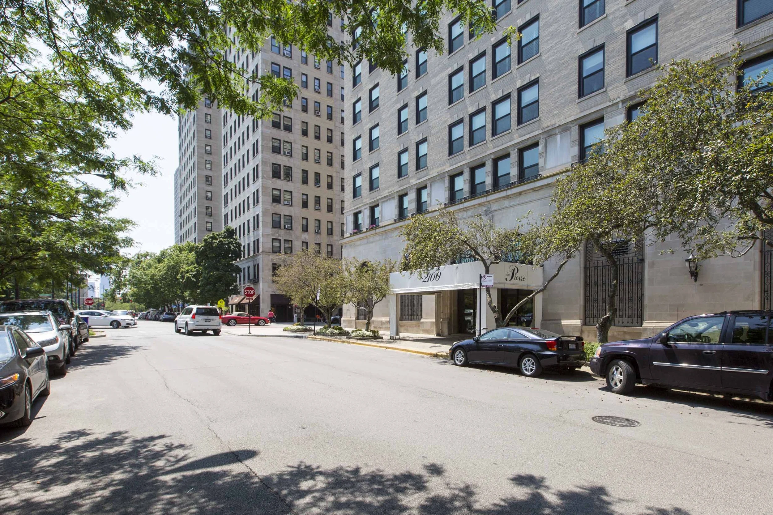 The Pierre. 2100 N. Lincoln Park West, Lincoln Park, Chicago.