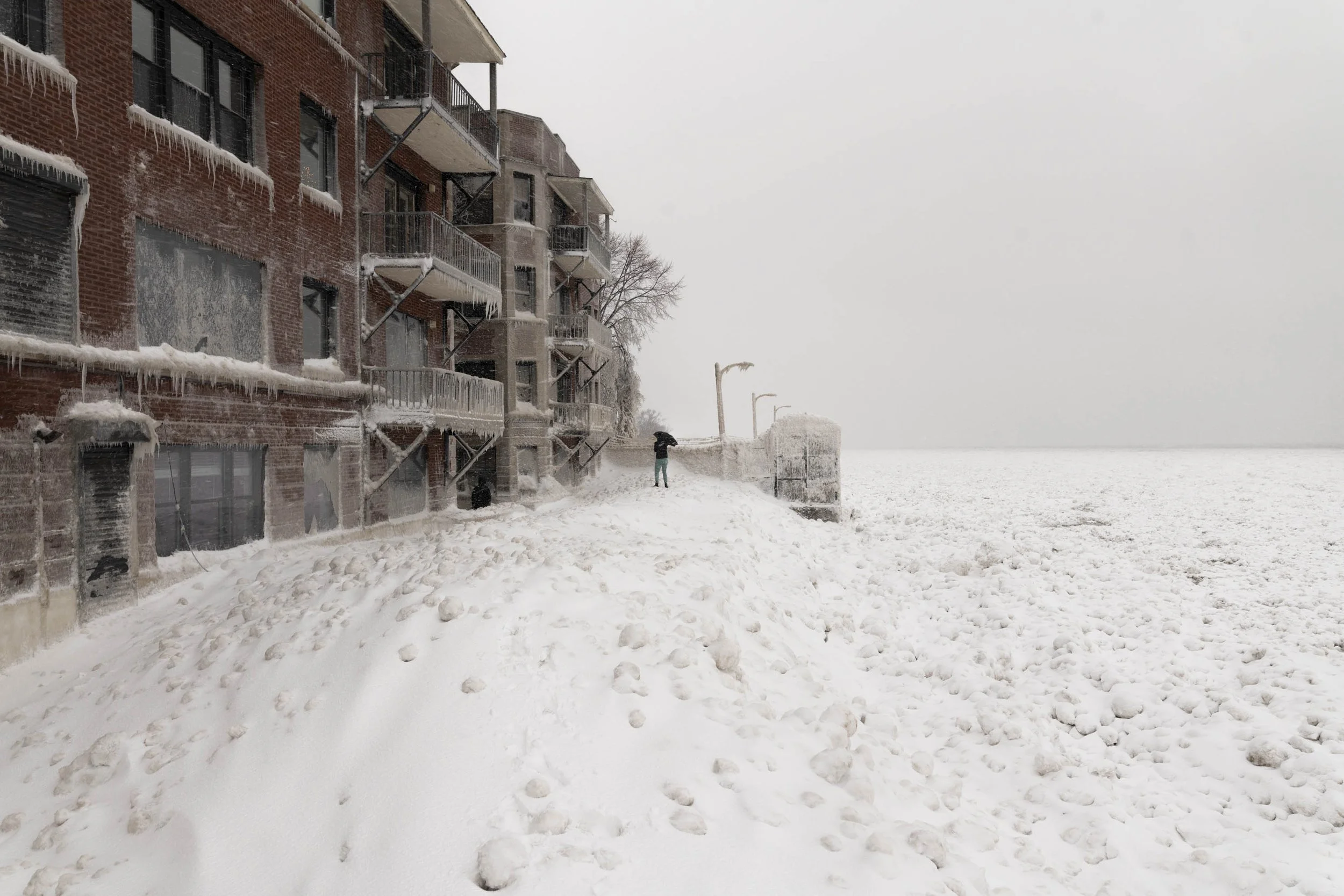 21_WinterStormRogersPark_2026Update_PolarVortex_Website-14.jpg