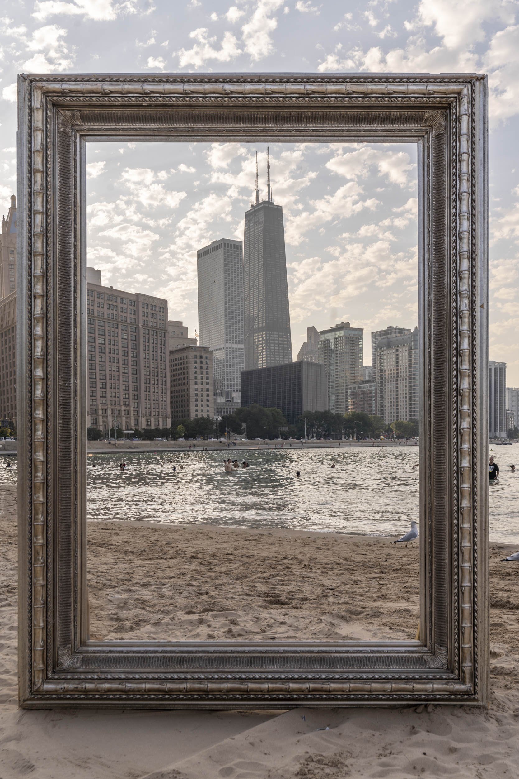 26_FramedinChicago_OhioStreetBeach_ForWebsite-39.jpg