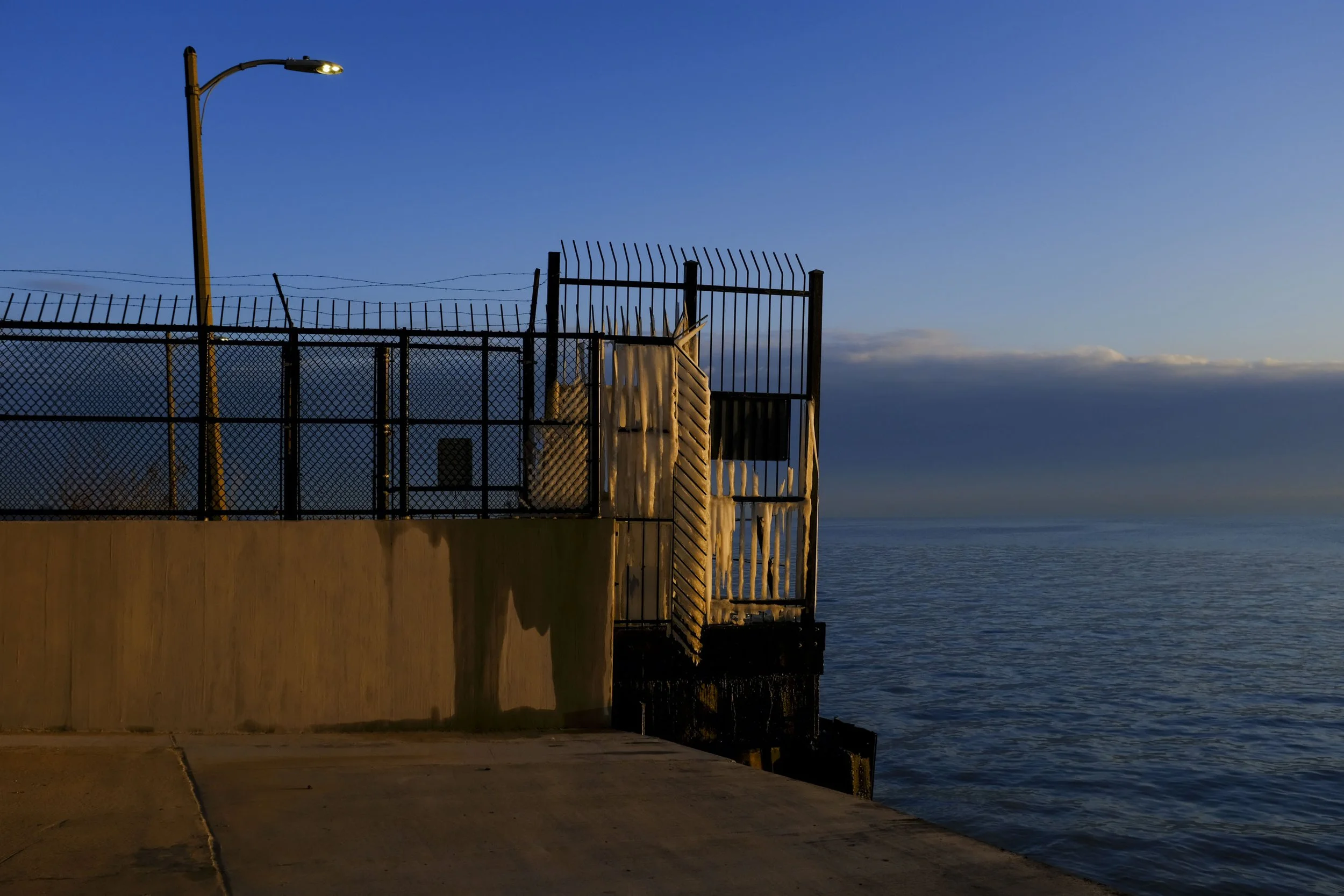 2603_ChicagoLakeMichigan_RogersPark_ChicagoDaBeautiful_Website-18.jpg