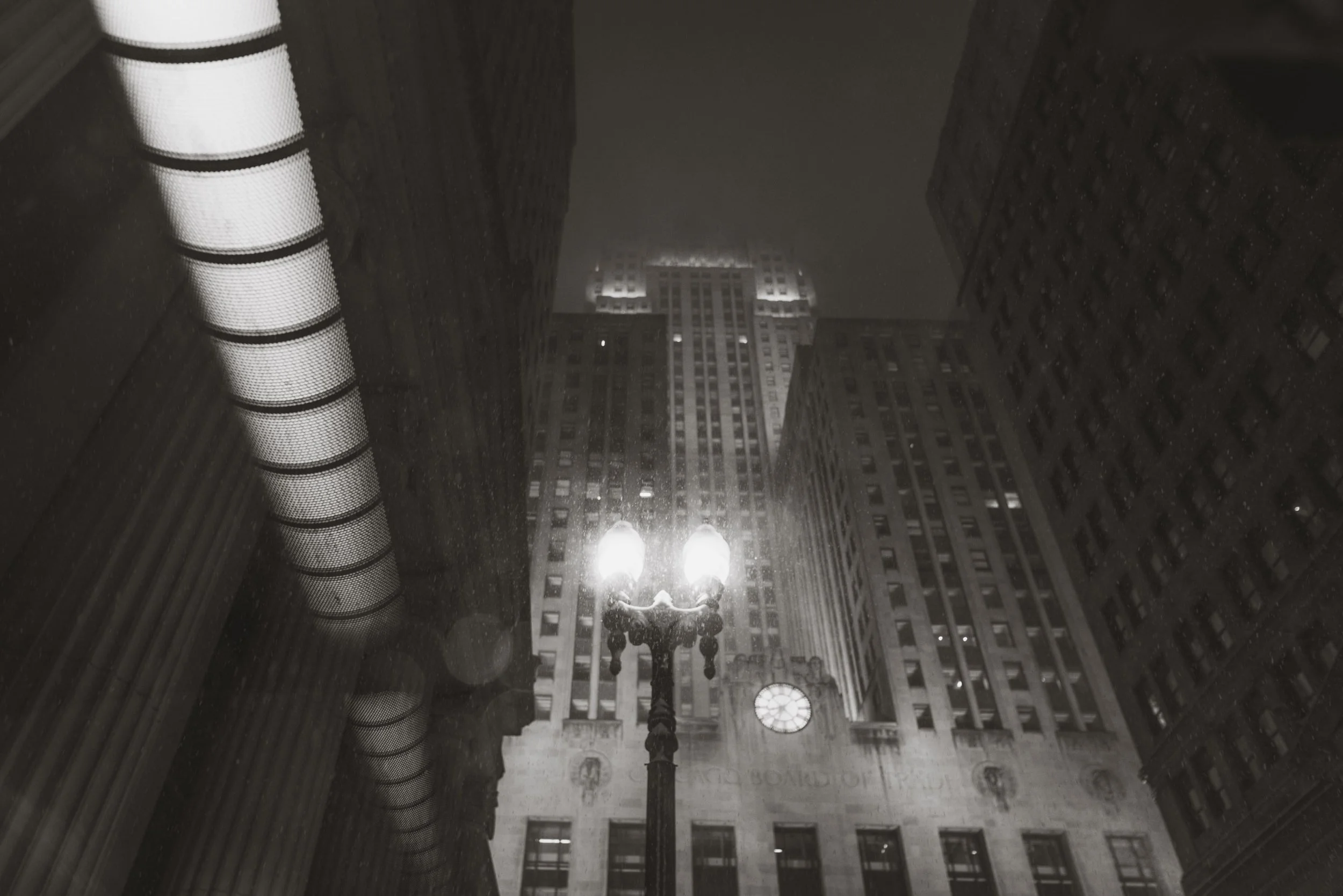 2101_BWDowntownChicagoDaBeautifulWinterStormLasalle_WaterTower_series_Website2-2.jpg