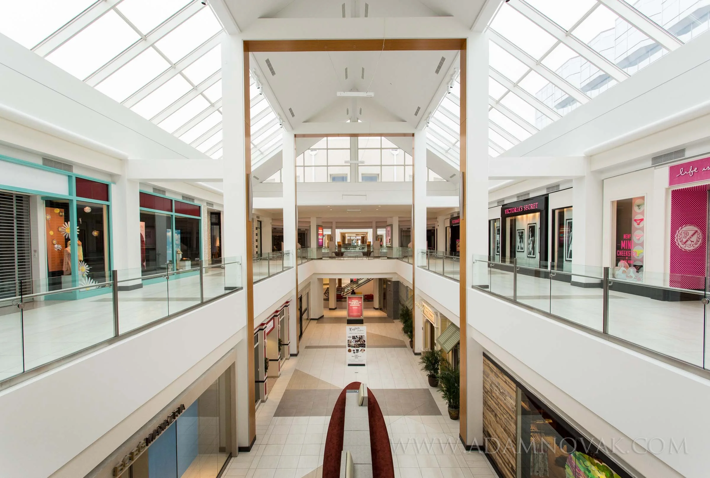 The Fashion Mall at Keystone. Indianapolis, Indiana.