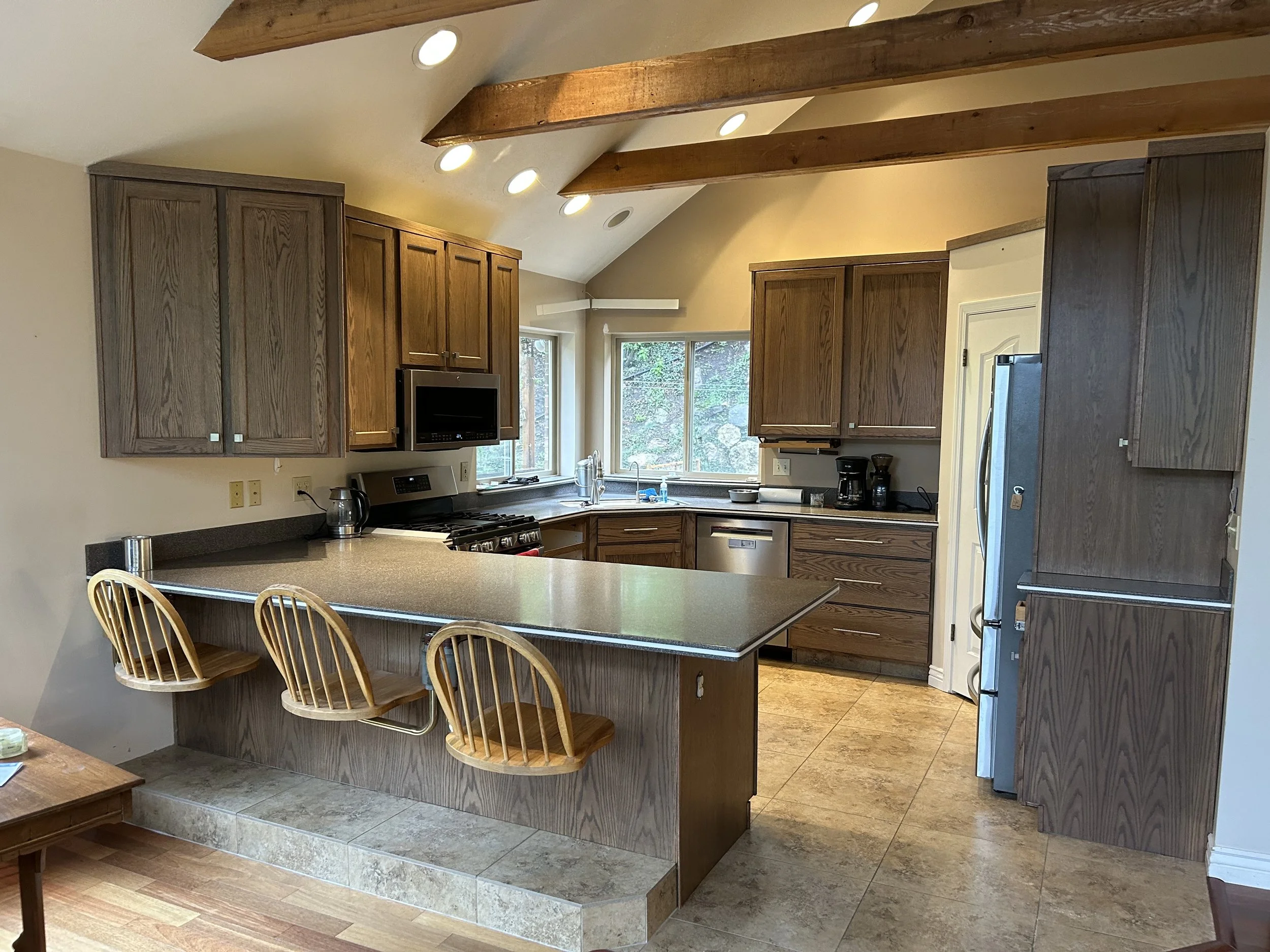 Salt Lake City, Utah kitchen after stained cabinet refinishing with new Shaker cabinet doors