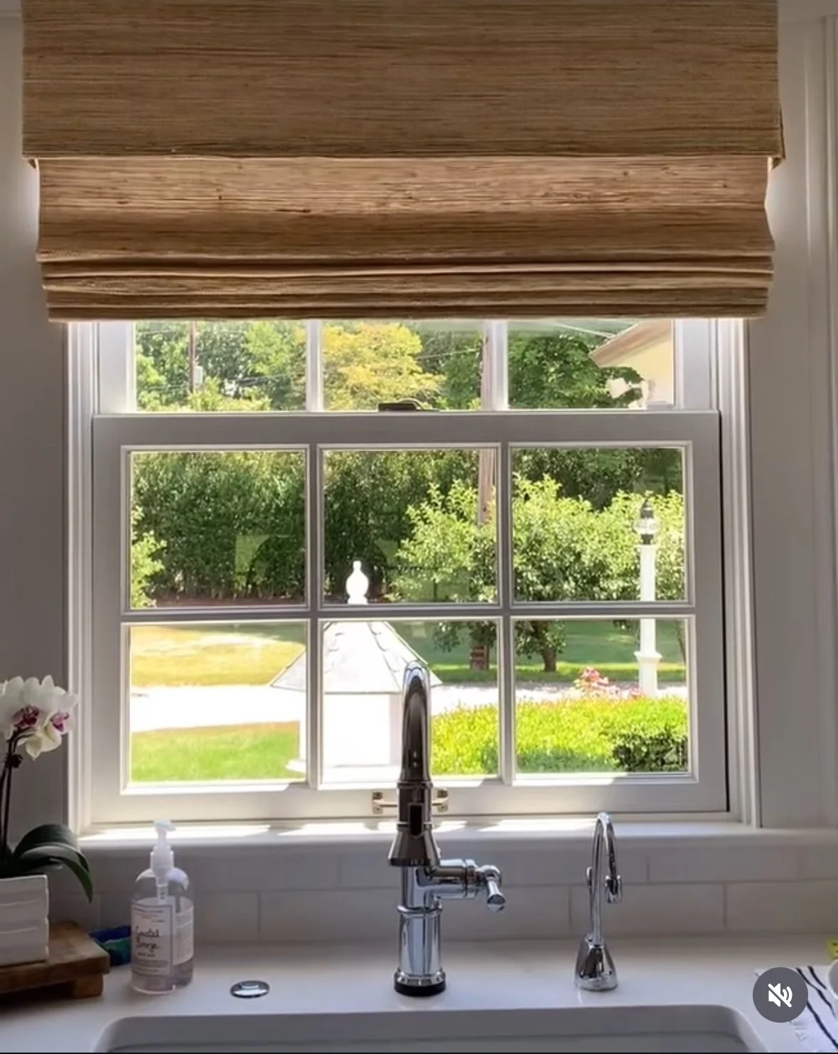 Milton, kitchen shade.