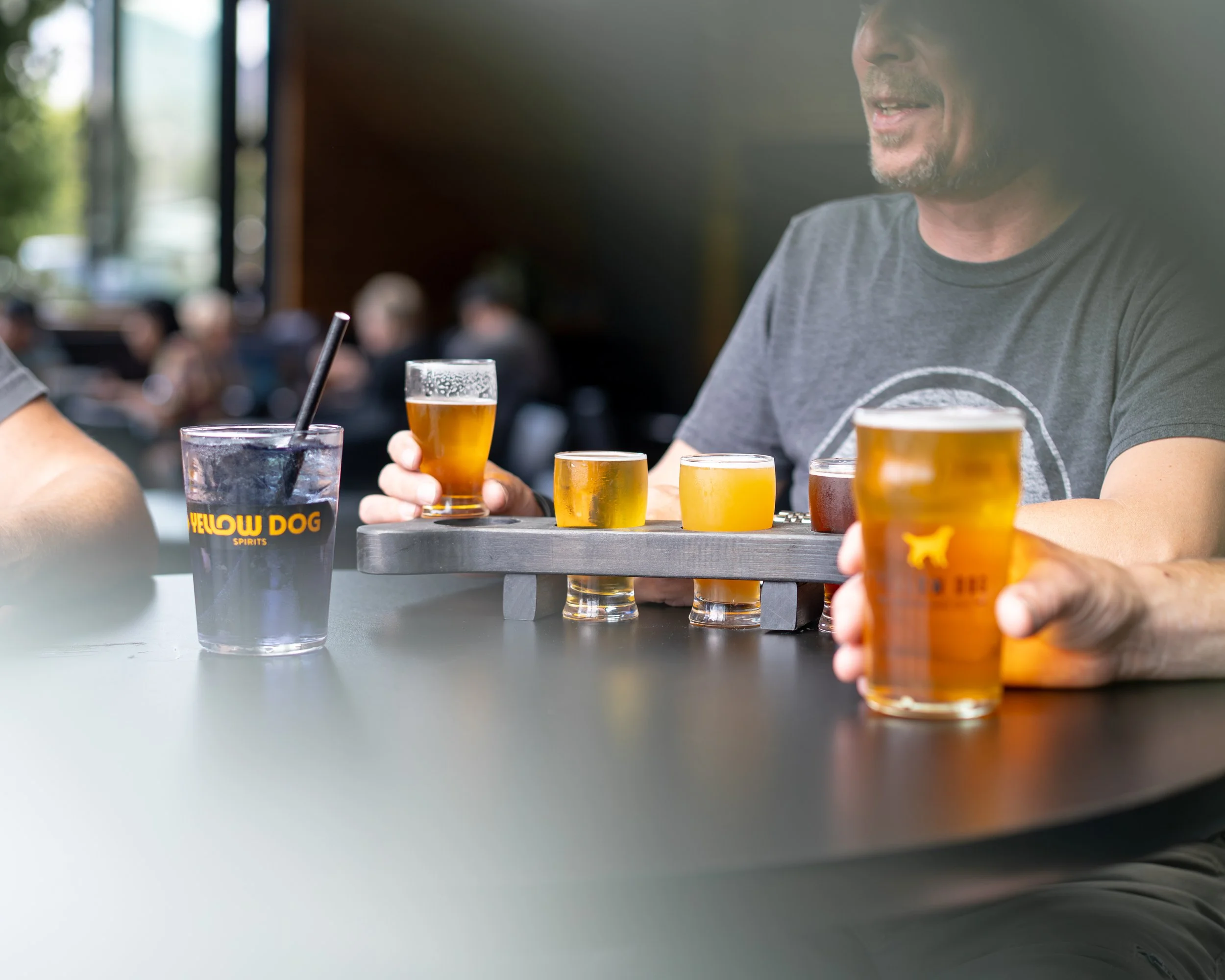 yellow dog pub sports photography